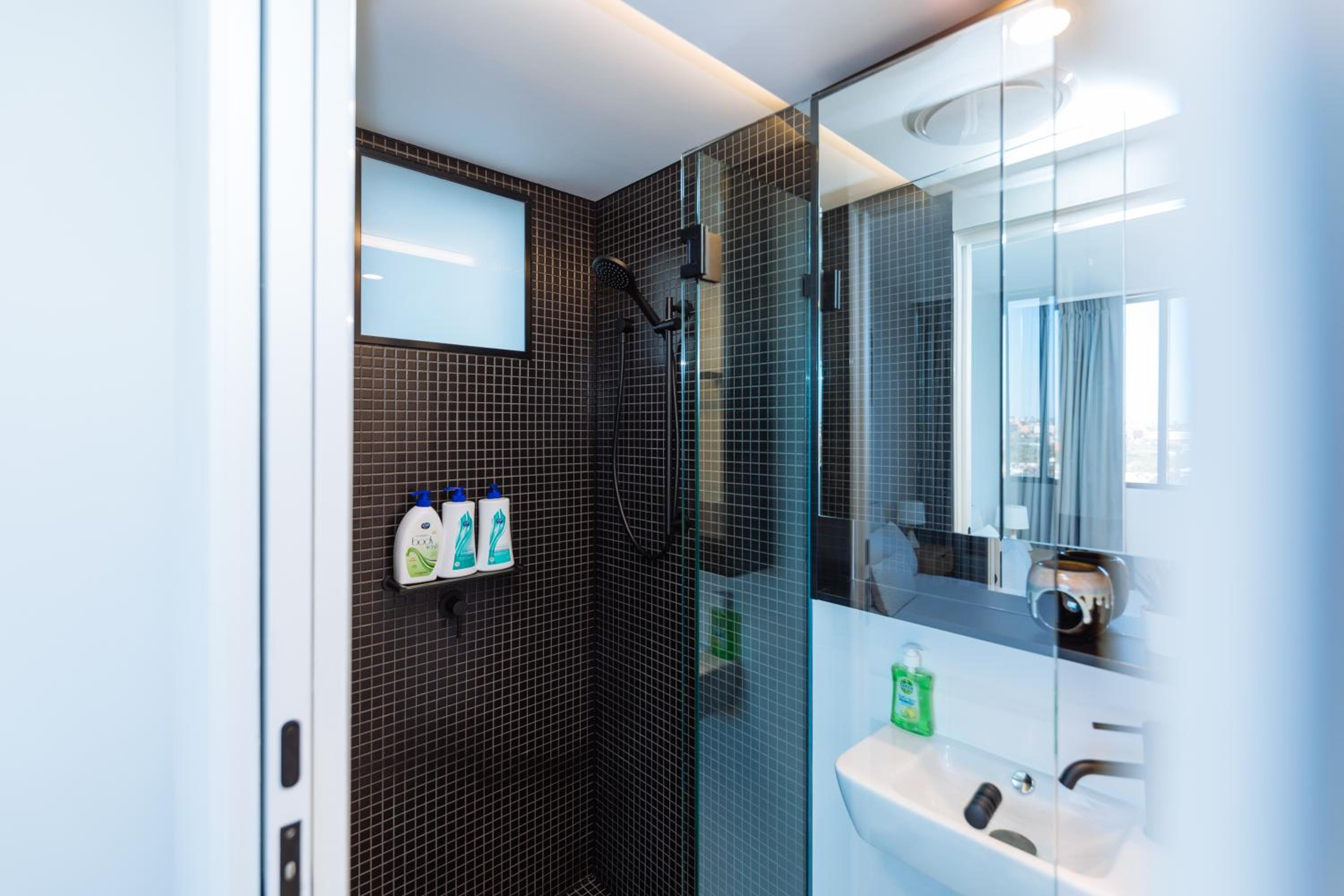 AirTrip Apartments at Woolloongabba