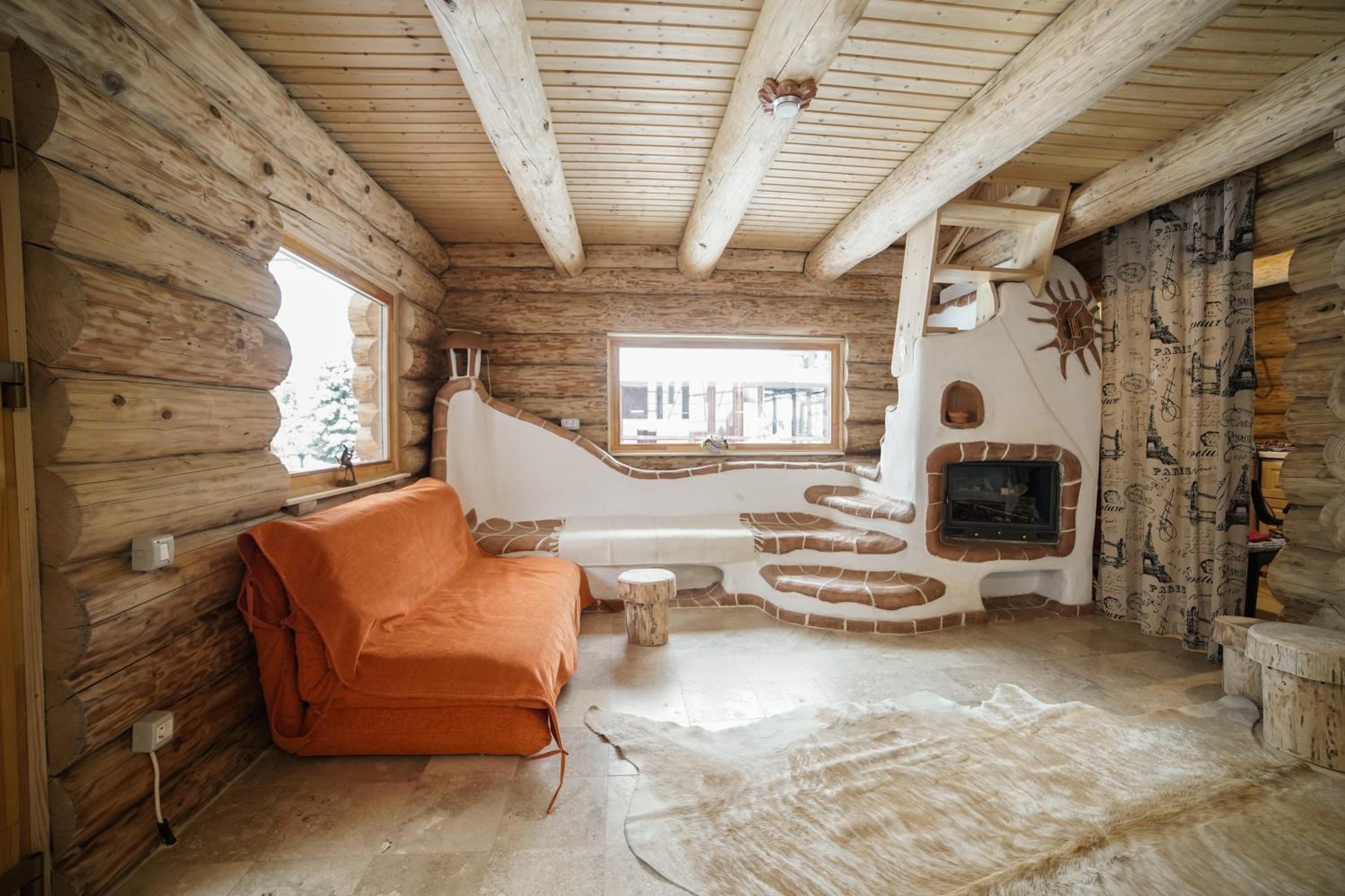 Cabane- Vila Crinul si Teodor Poiana Brasov view 4