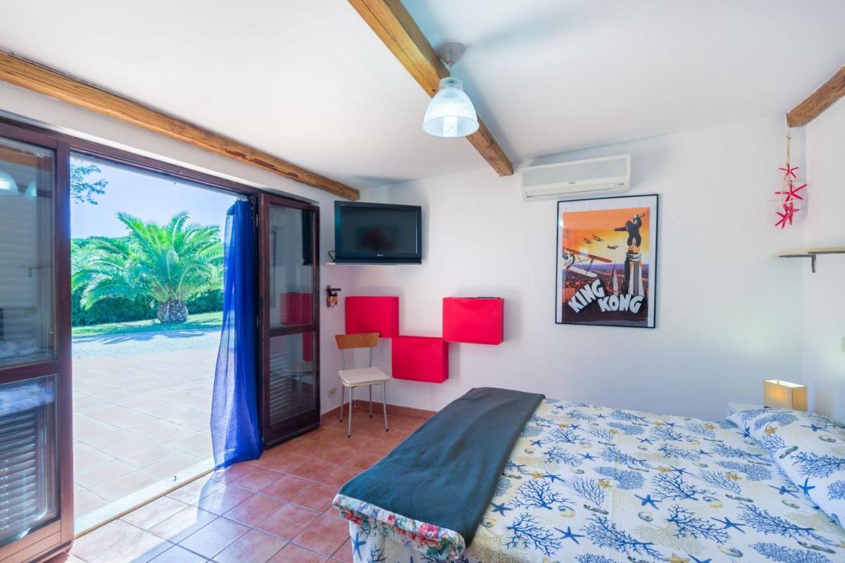 Bilocale in Villa Elba view 5