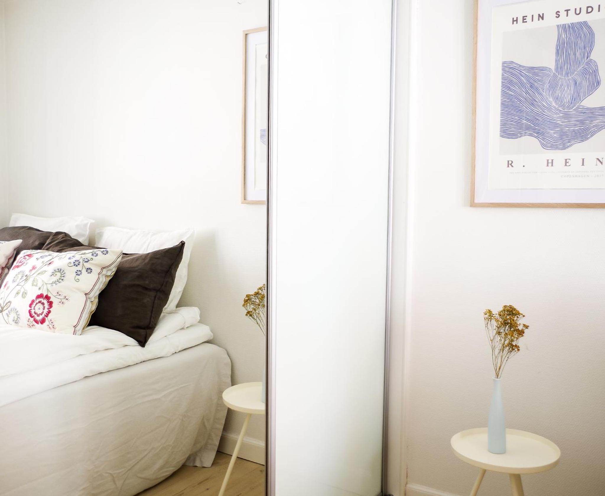 Bright apartment next to the King's Garden