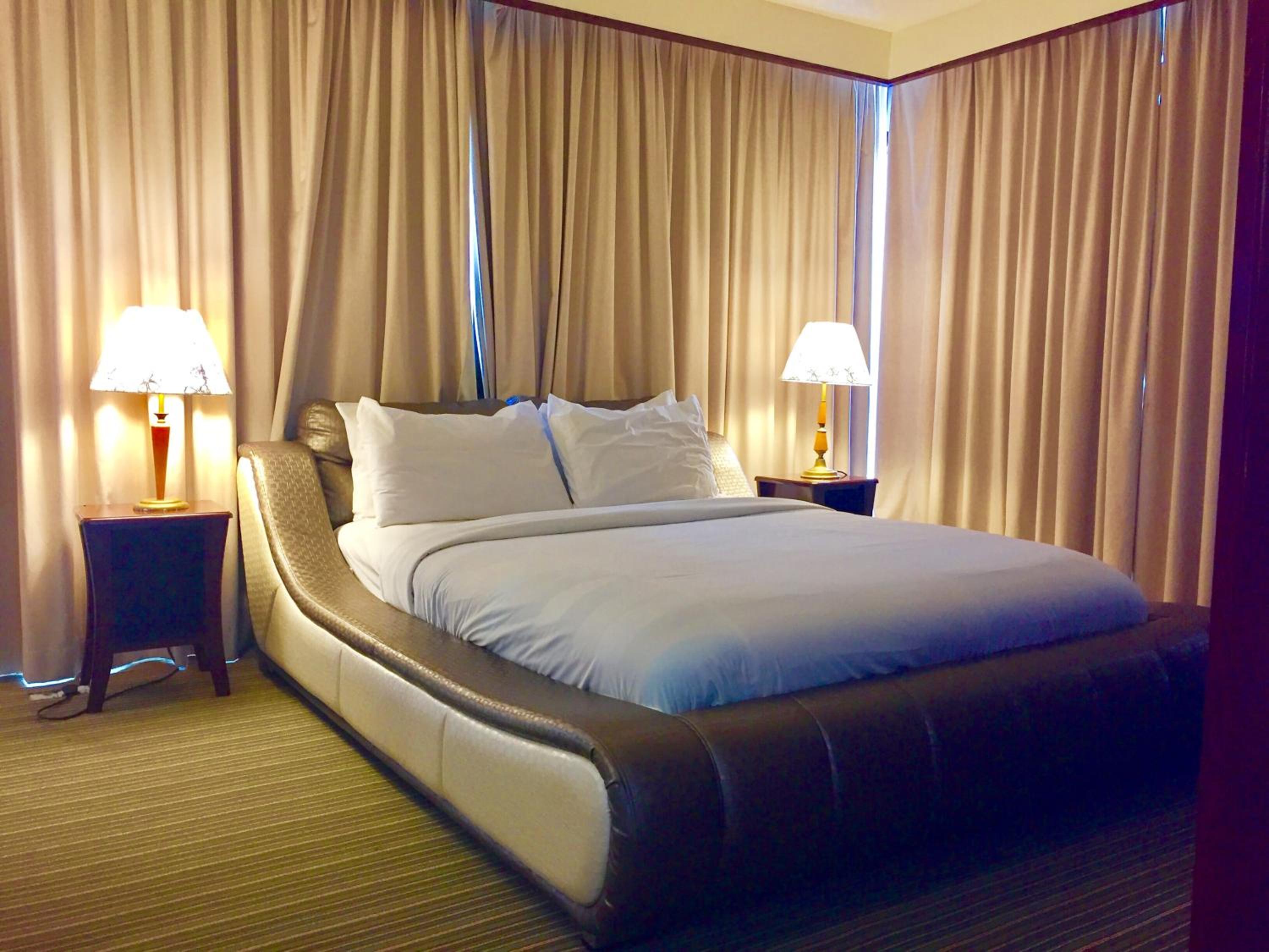 Quill Residence Service Suites By Low