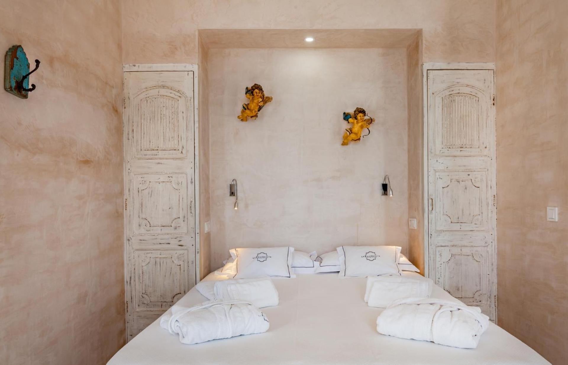 Apartamentos La Residencia Tarifa