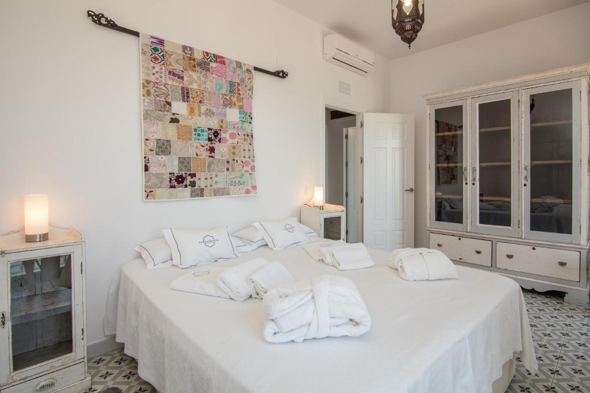 Apartamentos La Residencia Tarifa