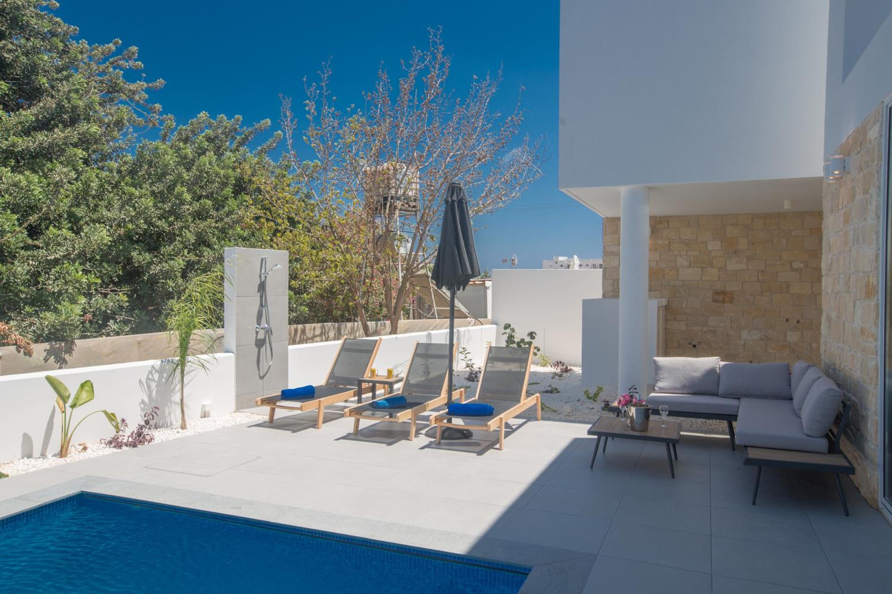 Vie Bleu Villas