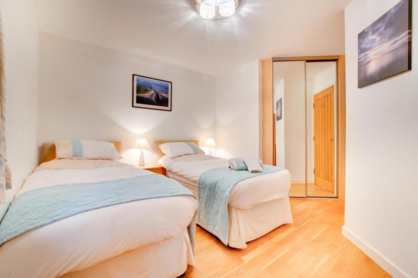 The Old Stables Aberdyfi apartment 6 view 3