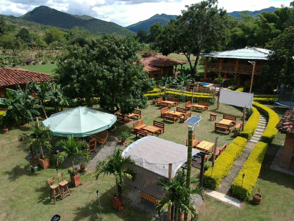 Hotel Campestre Campos Verdes