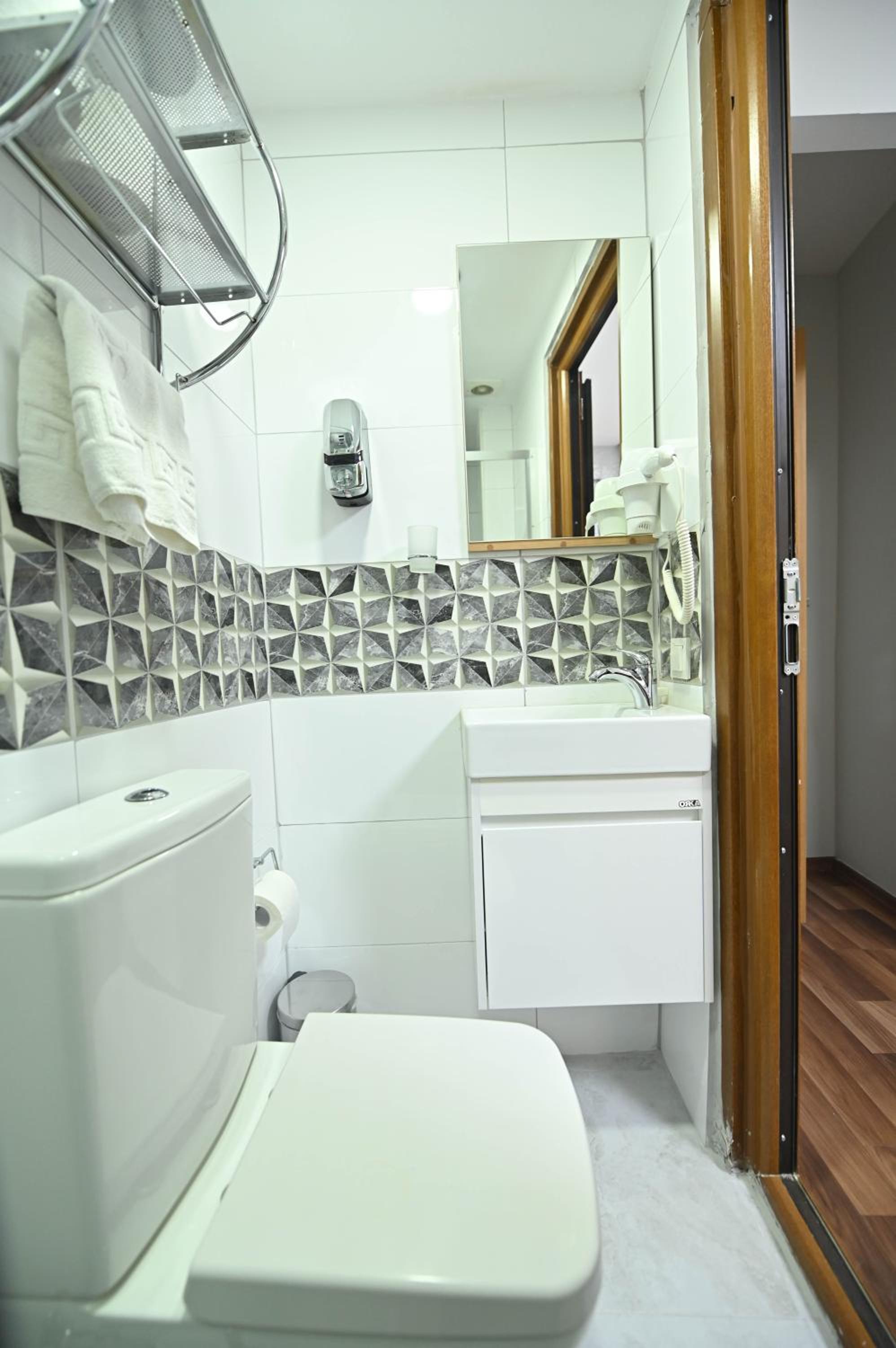 Safir Gold Hotel - Image 43