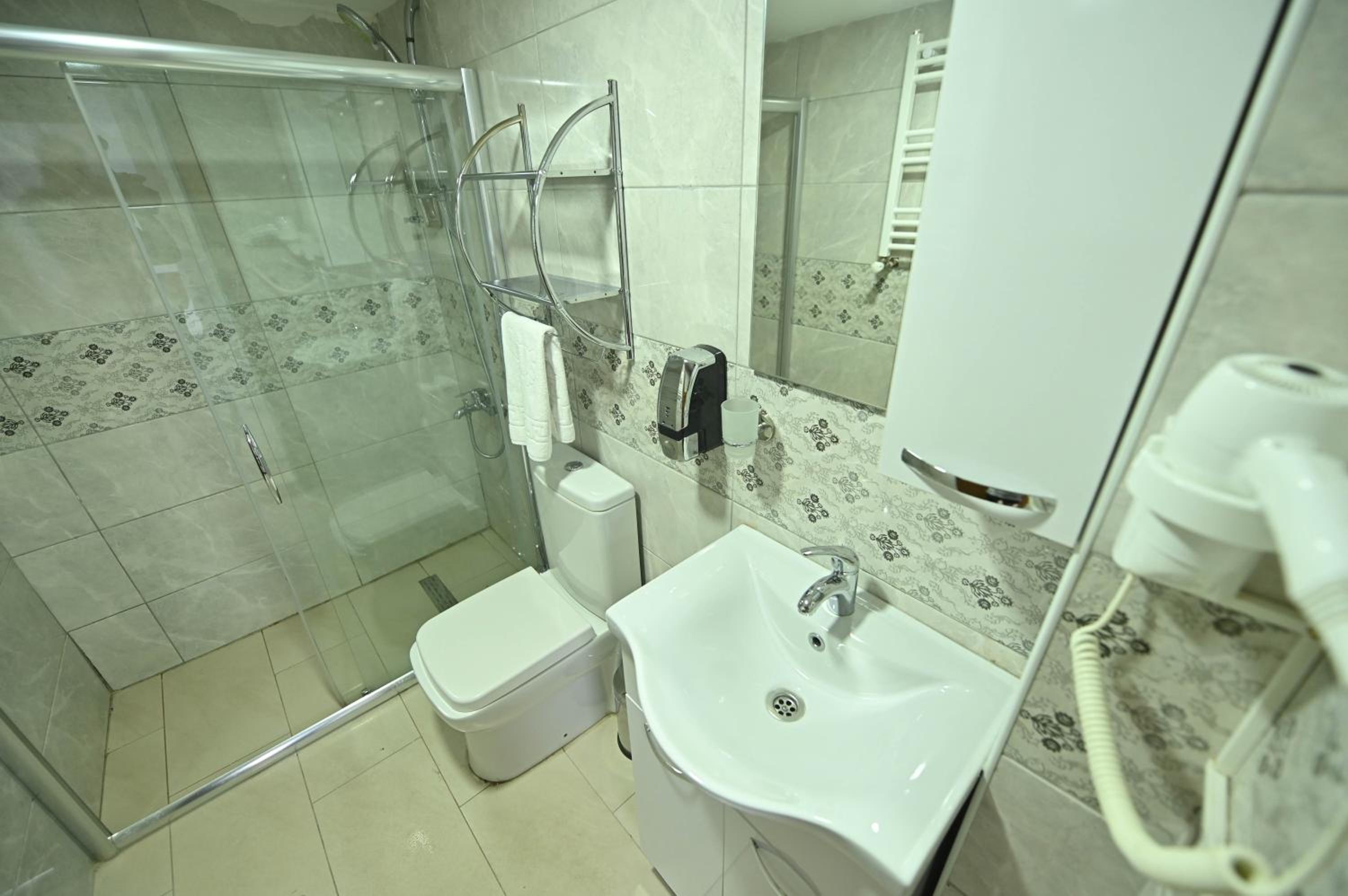 Safir Gold Hotel - Image 37