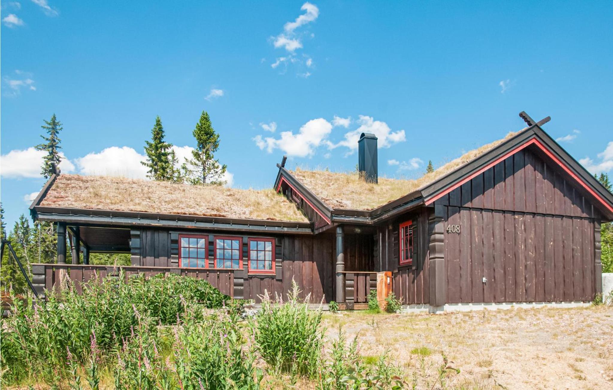 Gorgeous Home In Østby With Wifi
