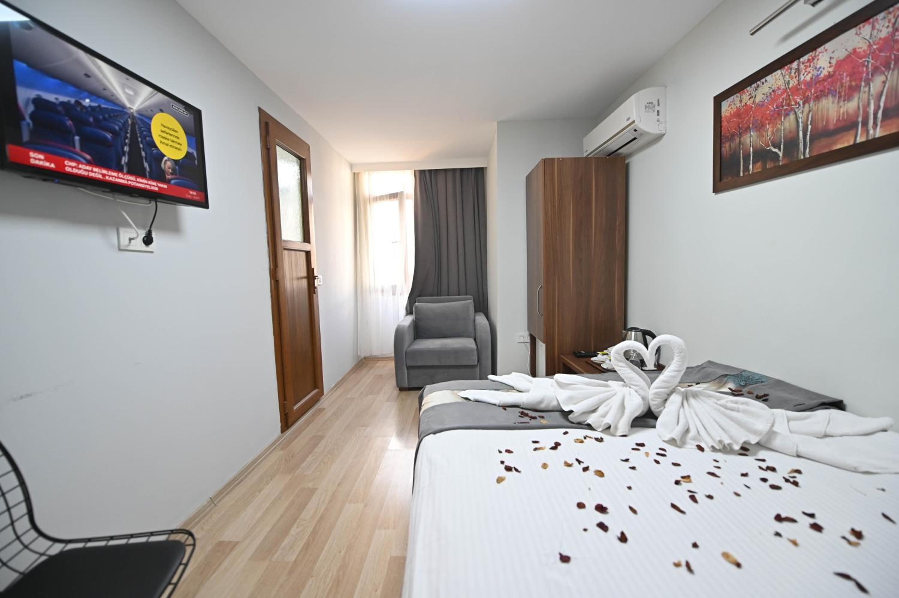 Safir Gold Hotel - Image 21