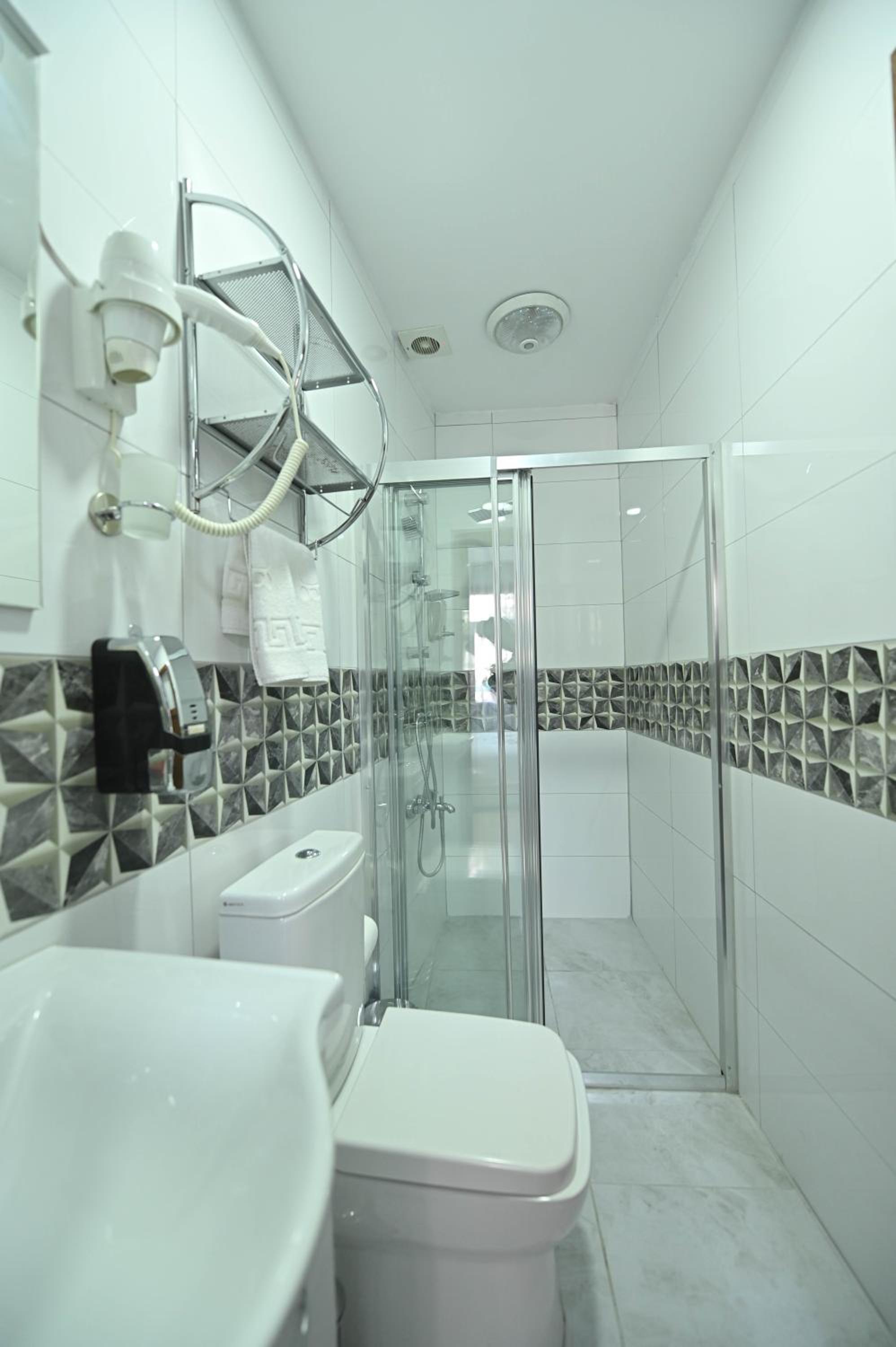 Safir Gold Hotel - Image 38