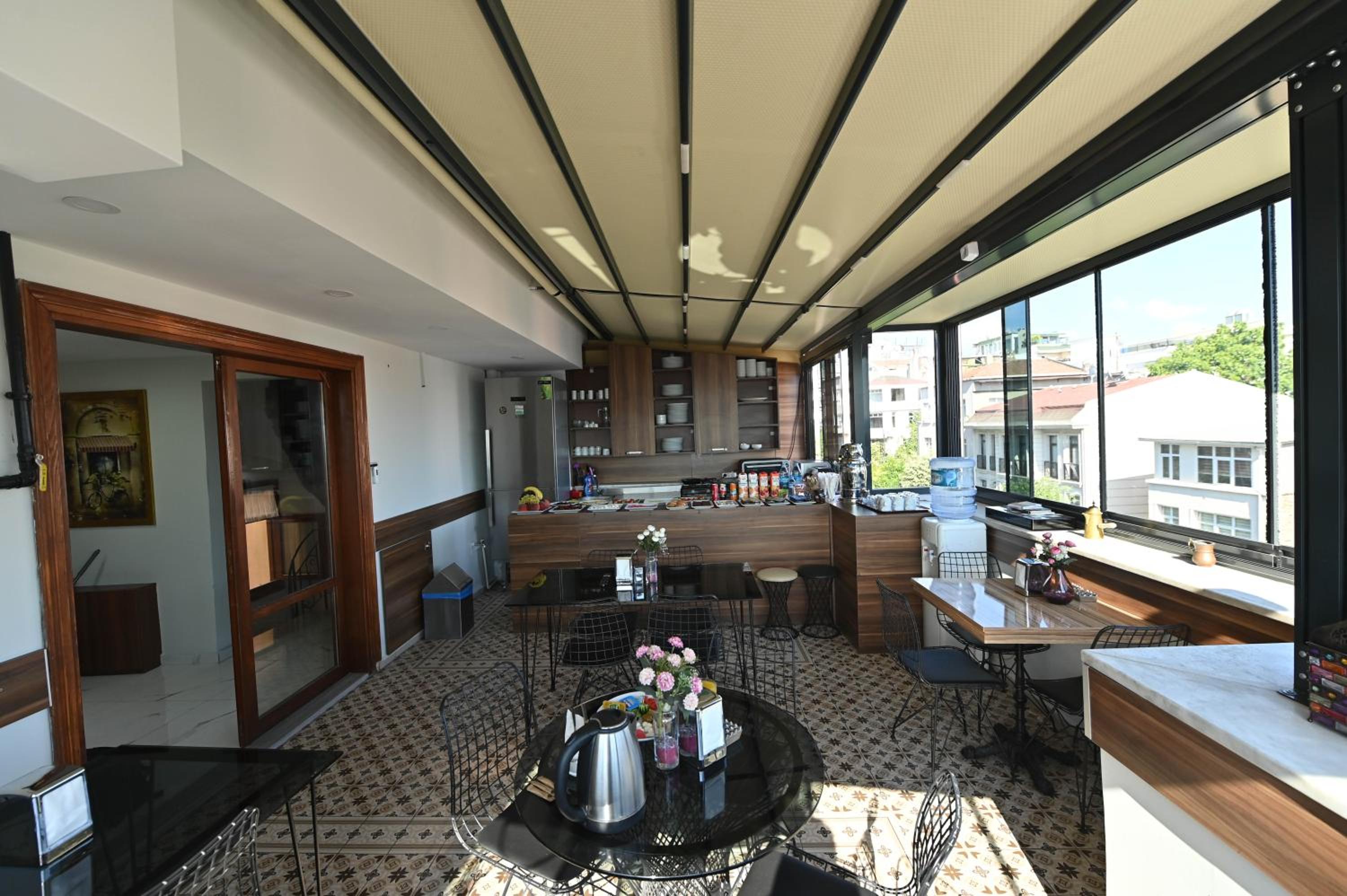 Safir Gold Hotel - Image 75