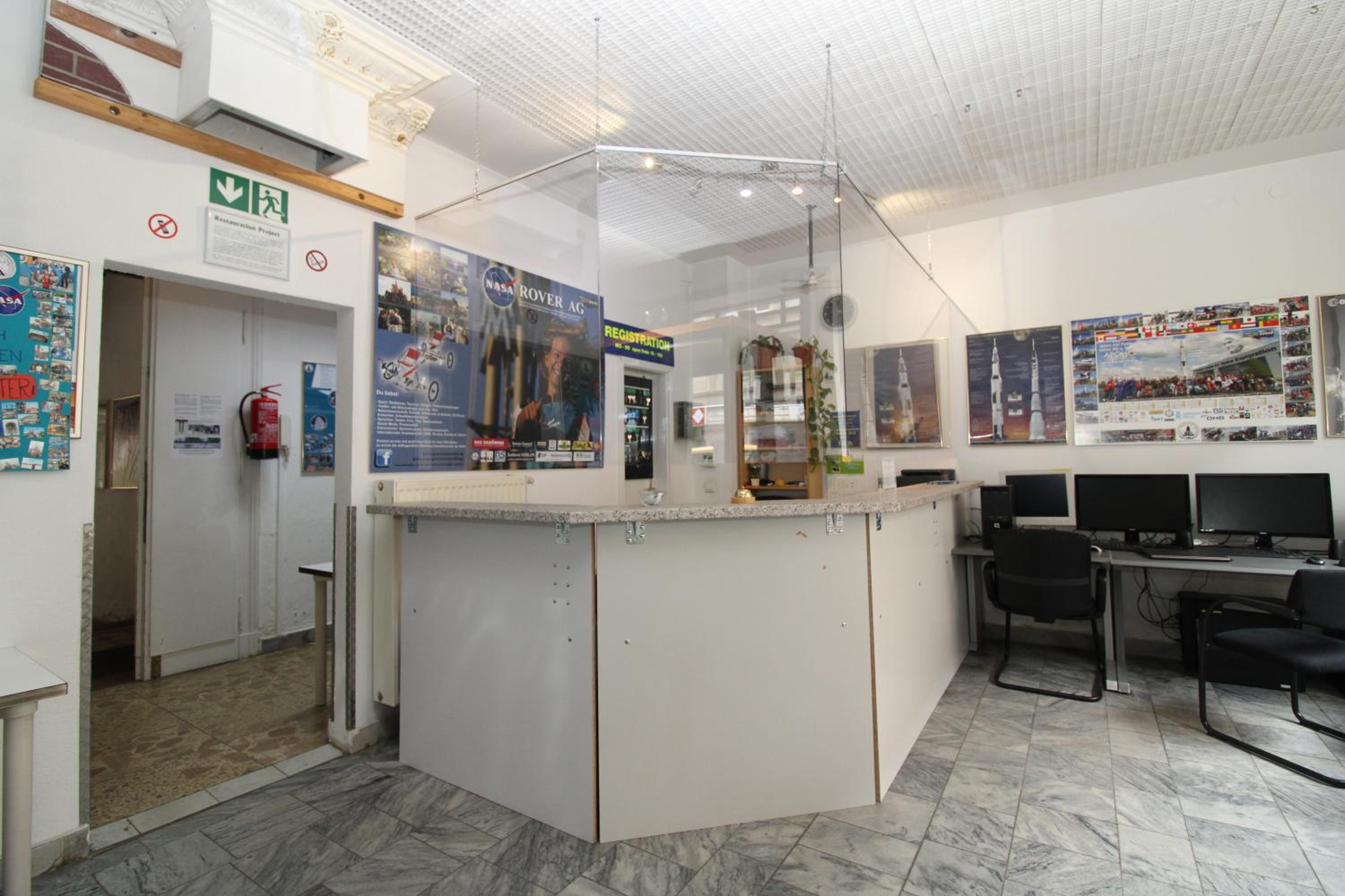 Hotel Space Hotel im Campus der JvP Schule - Image 1