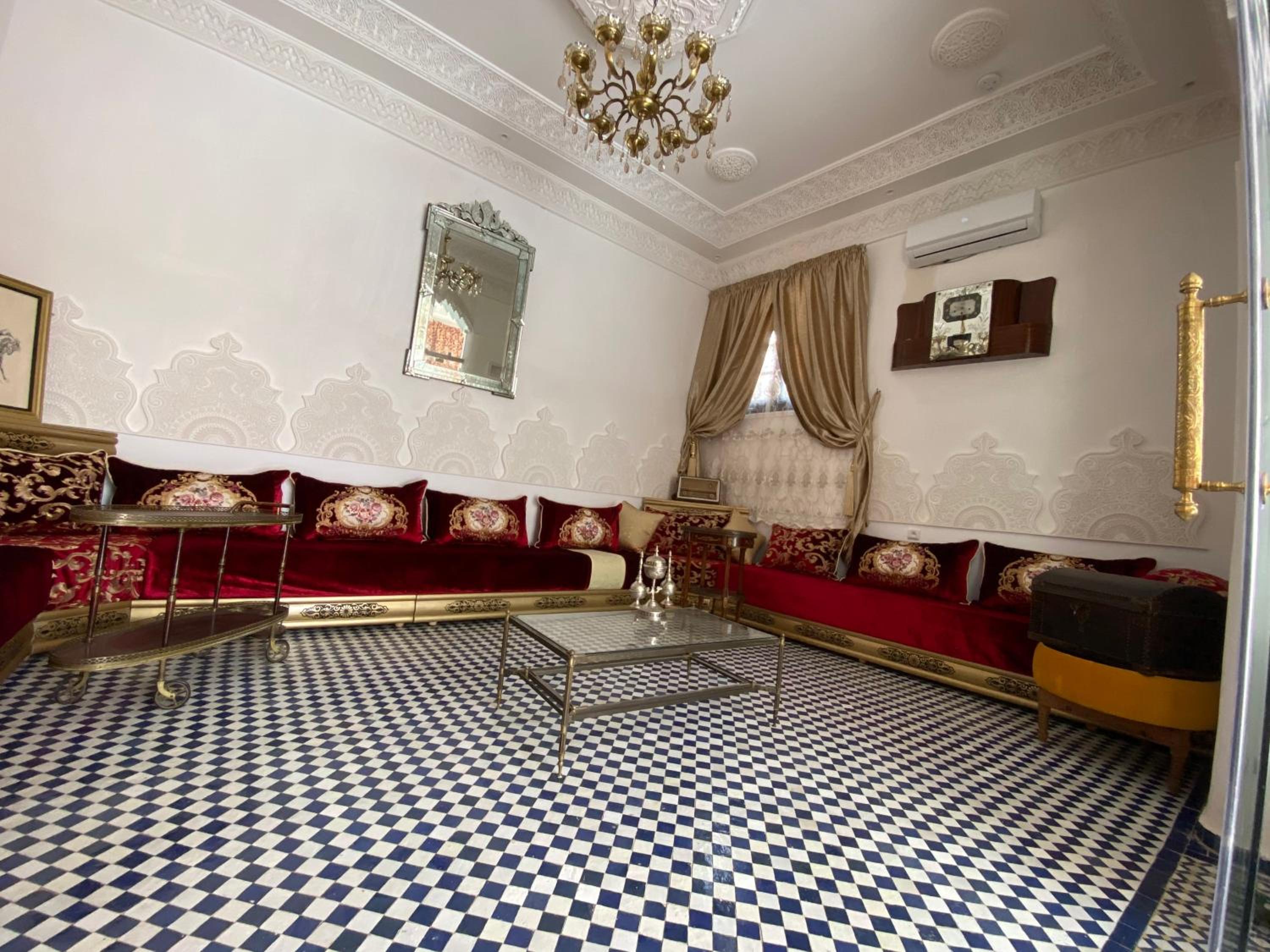 lounge