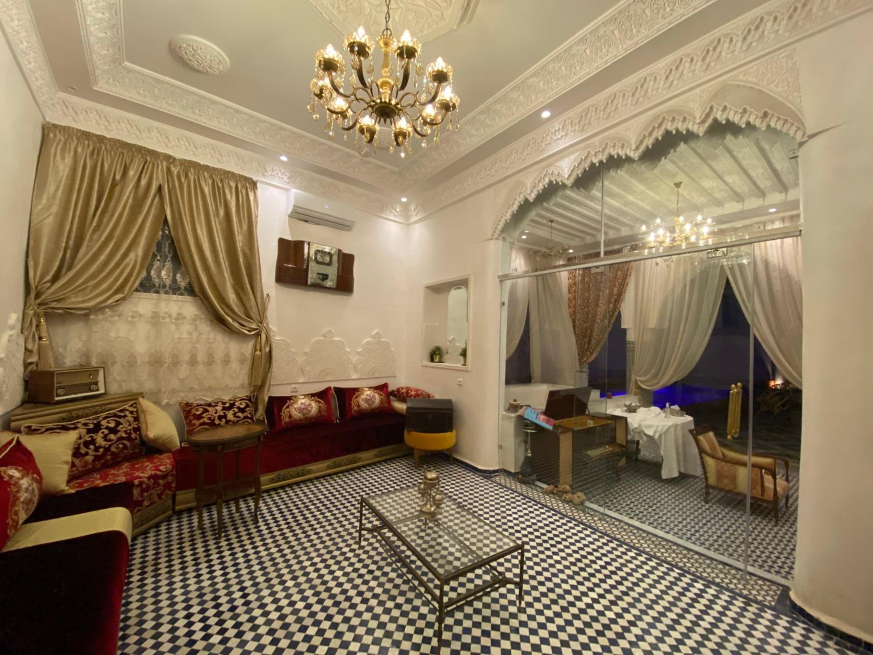 lounge