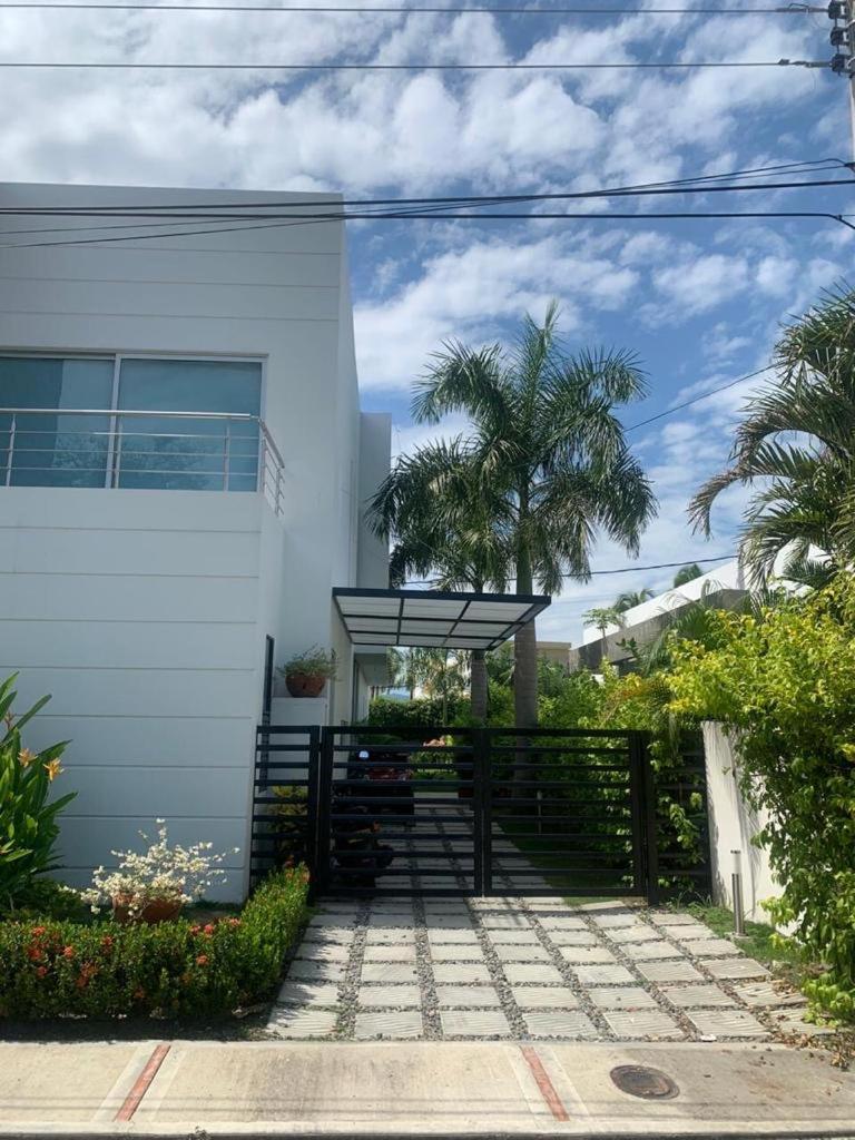 Casa Campestre en Condominio Lagos Del Peñon
