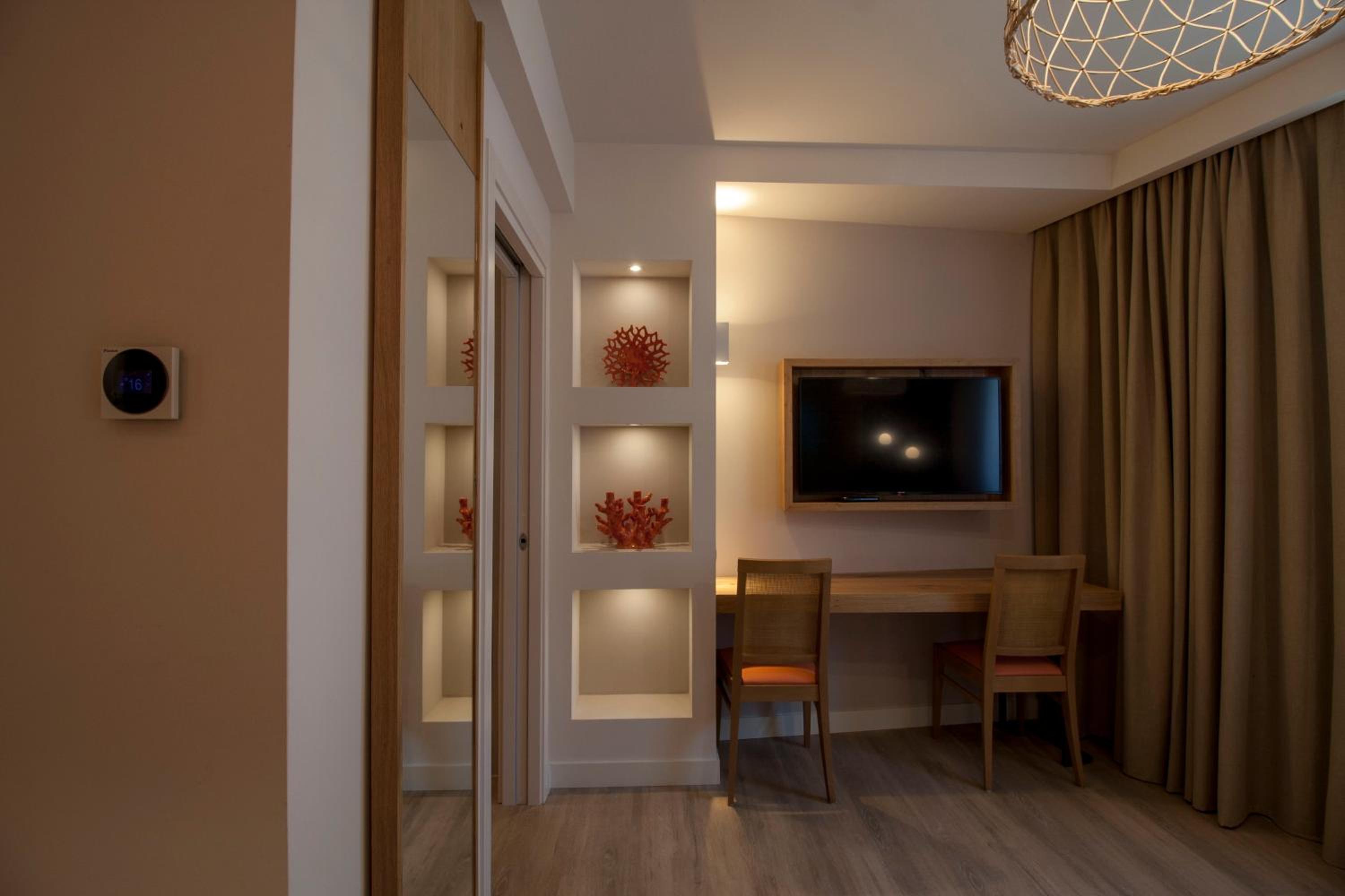Aqua Boutique Hotel