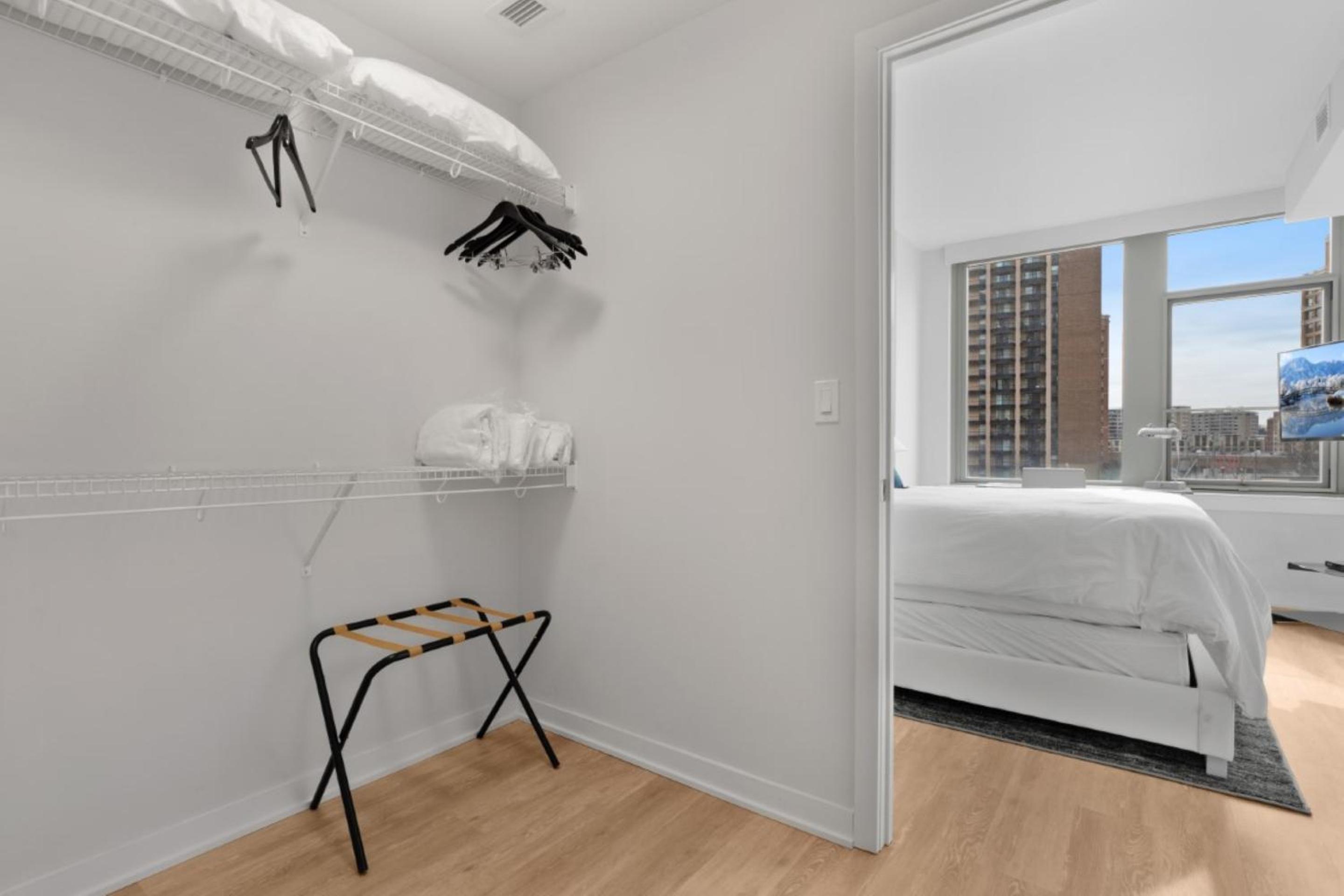 Global Luxury Suites Crystal City