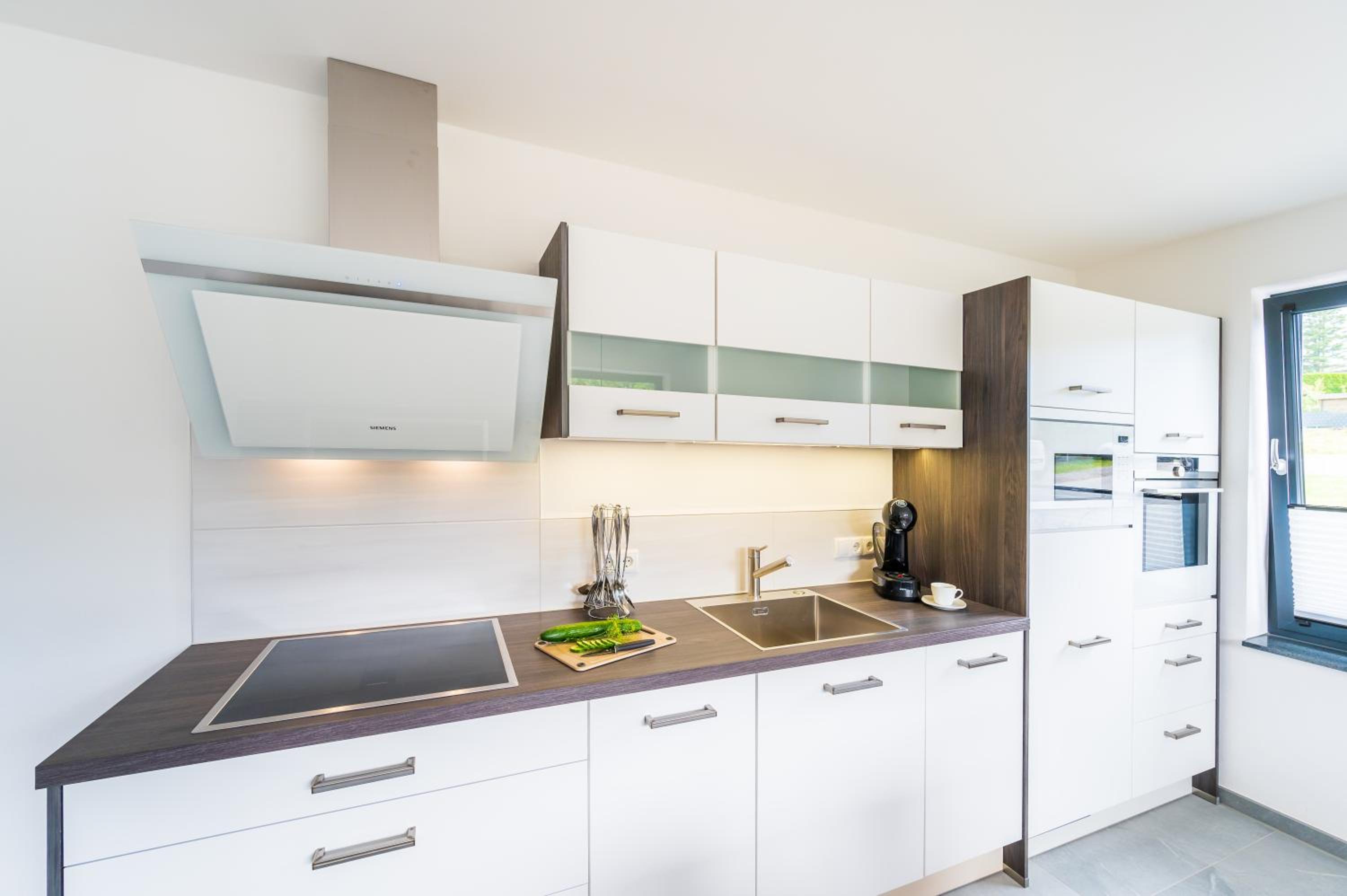 Ferienwohnung am Kleinbahnhof en Binz — kitchen