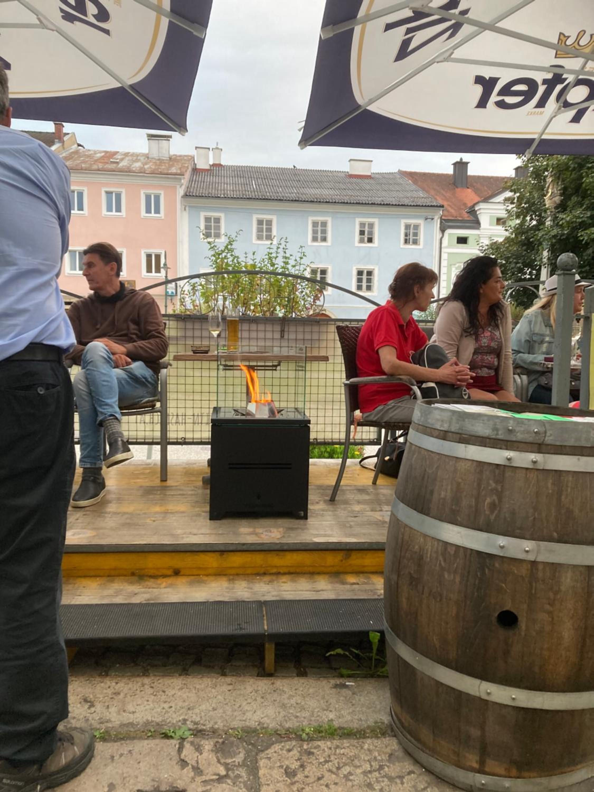 Pension Sunnseitn - Gasthof - Café - Weinkeller