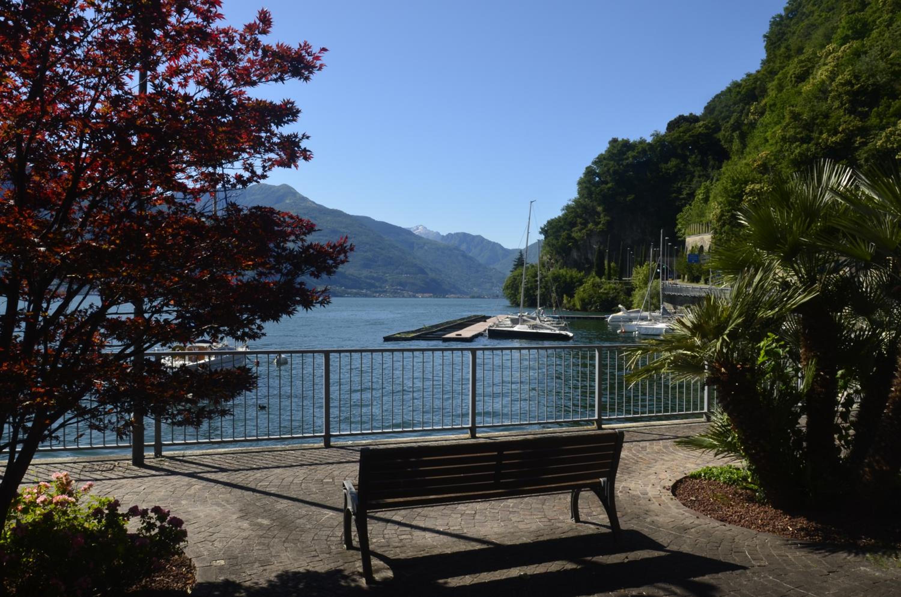 AnMa Cottages The Secret Garden view 3