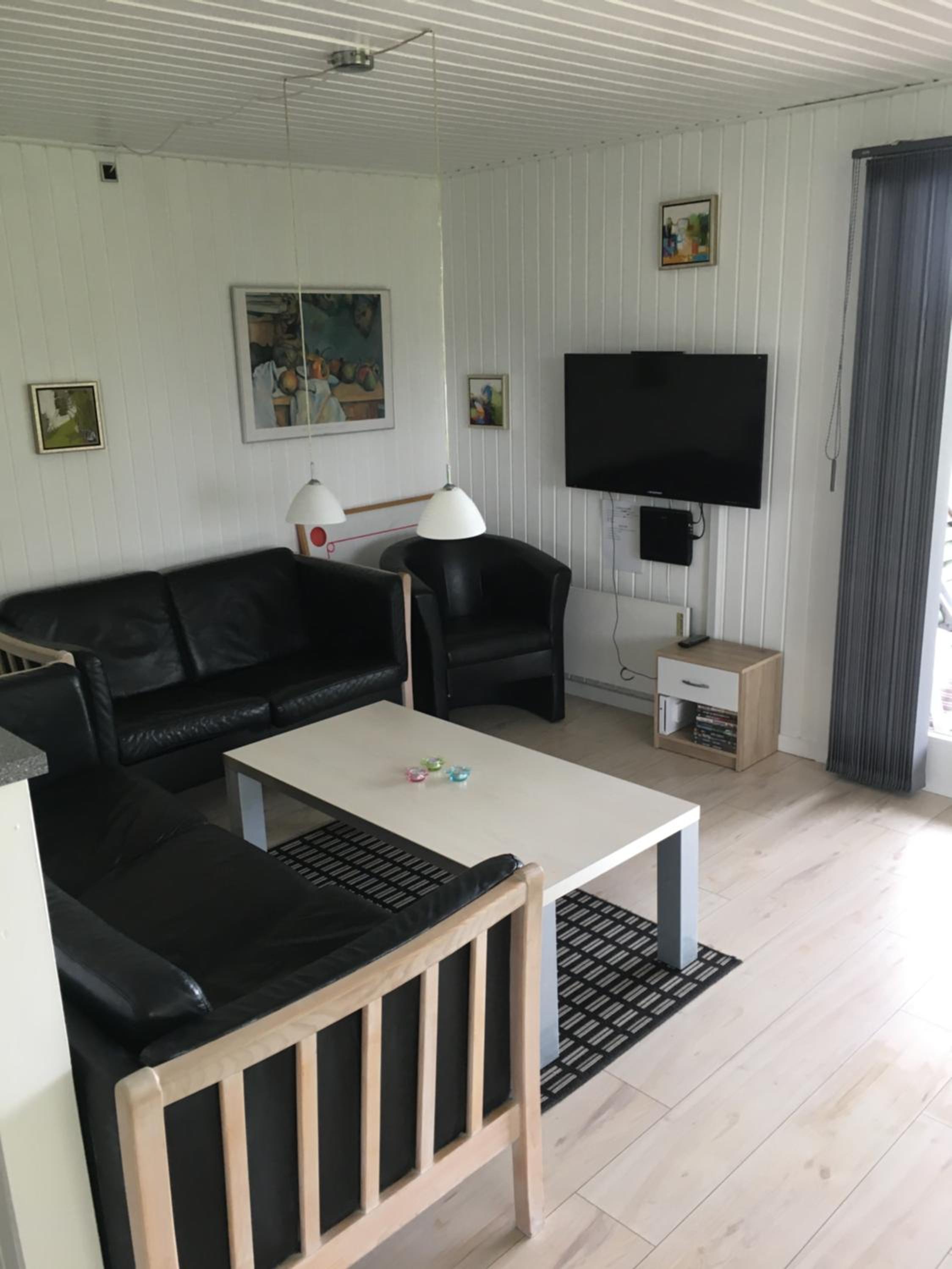 cottage close to Hasmark beach 150m