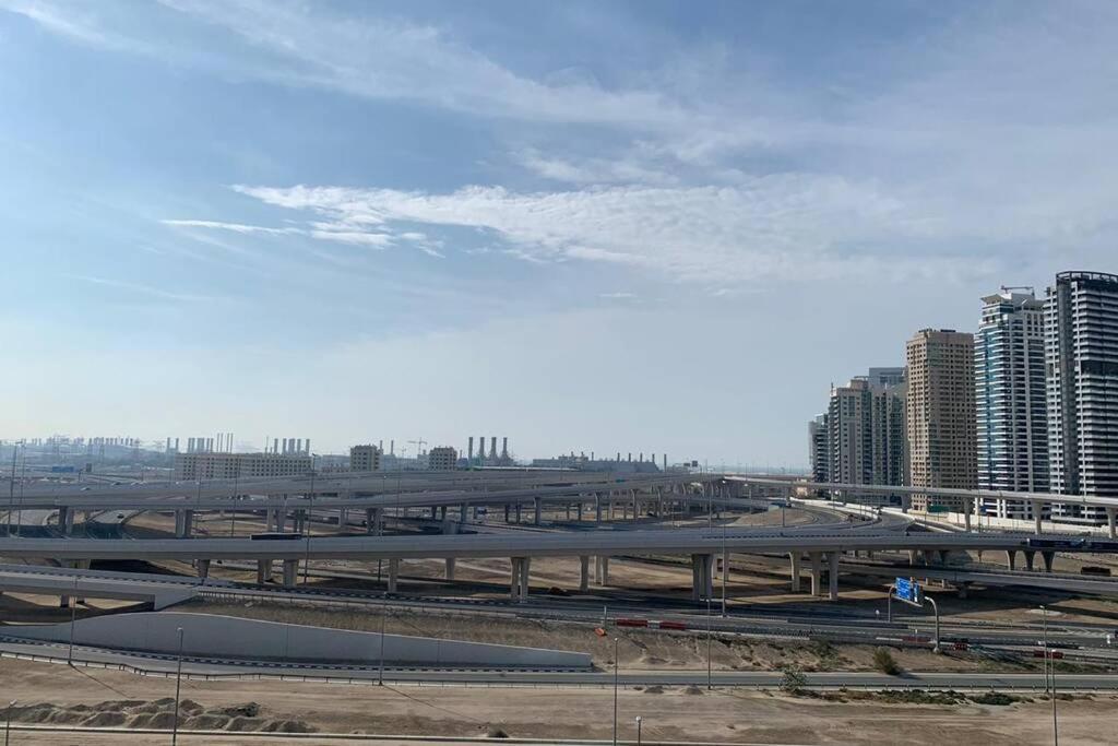 lovely 2BHK Near to DMCC Metro Station -505