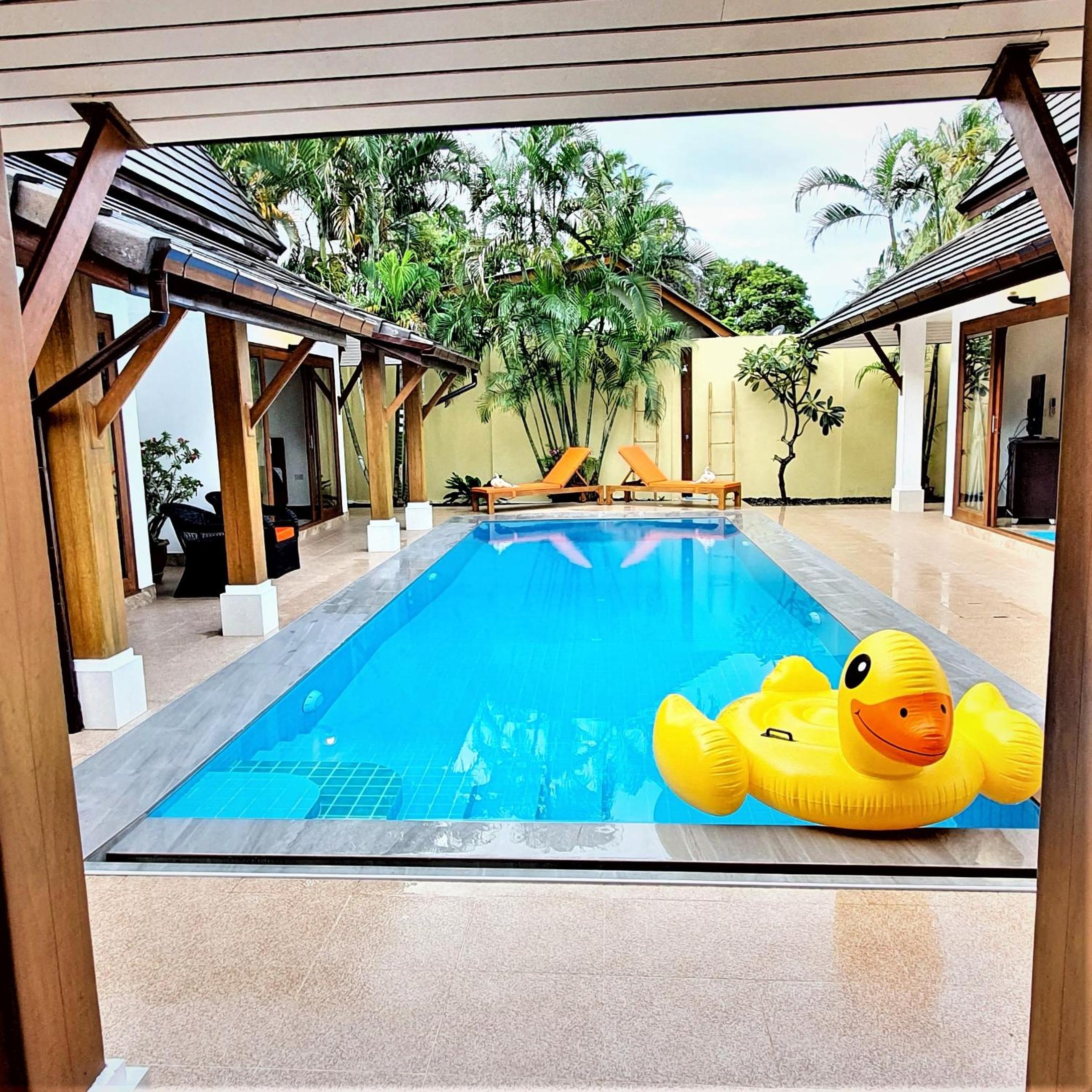 Orange palm pool villa