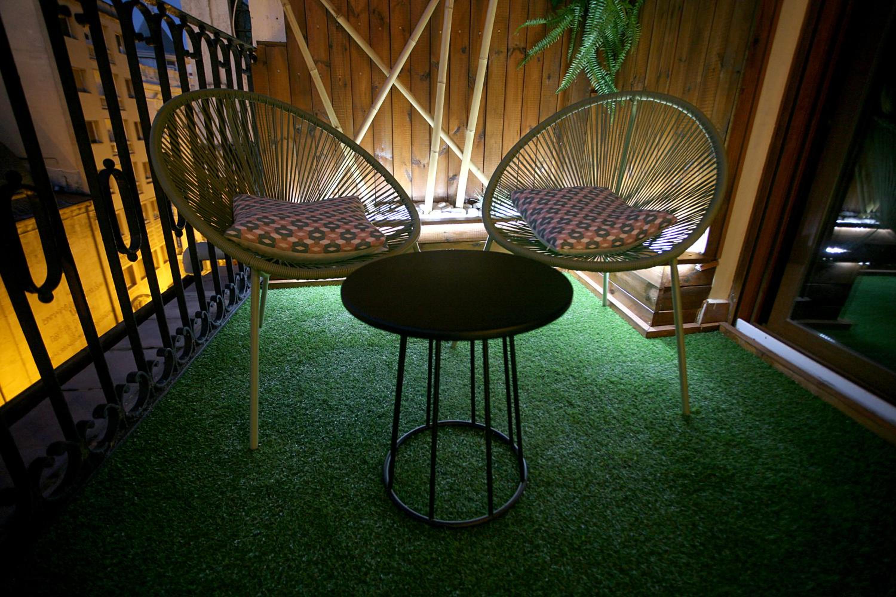 balance & terrace