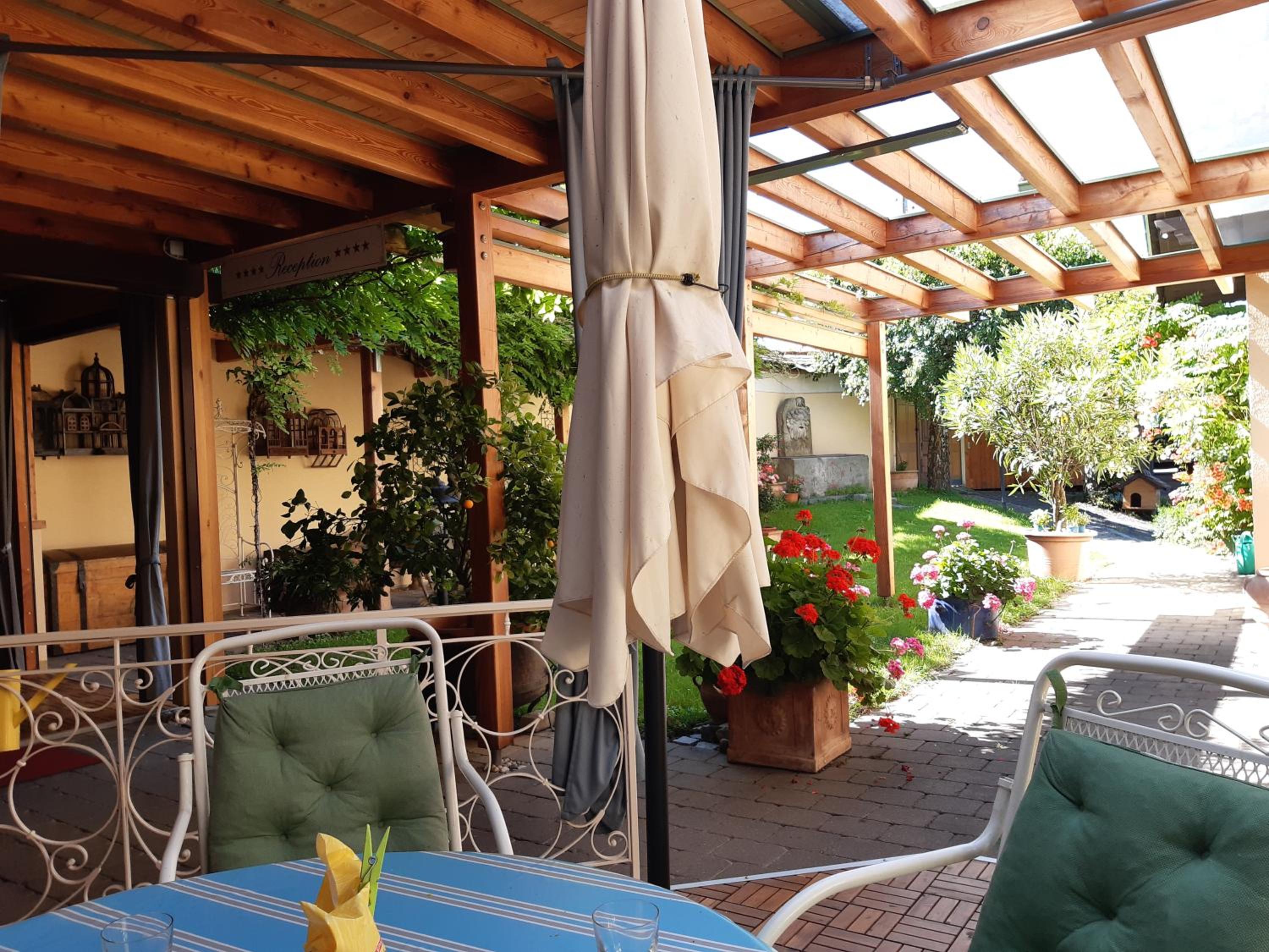 Photo 53