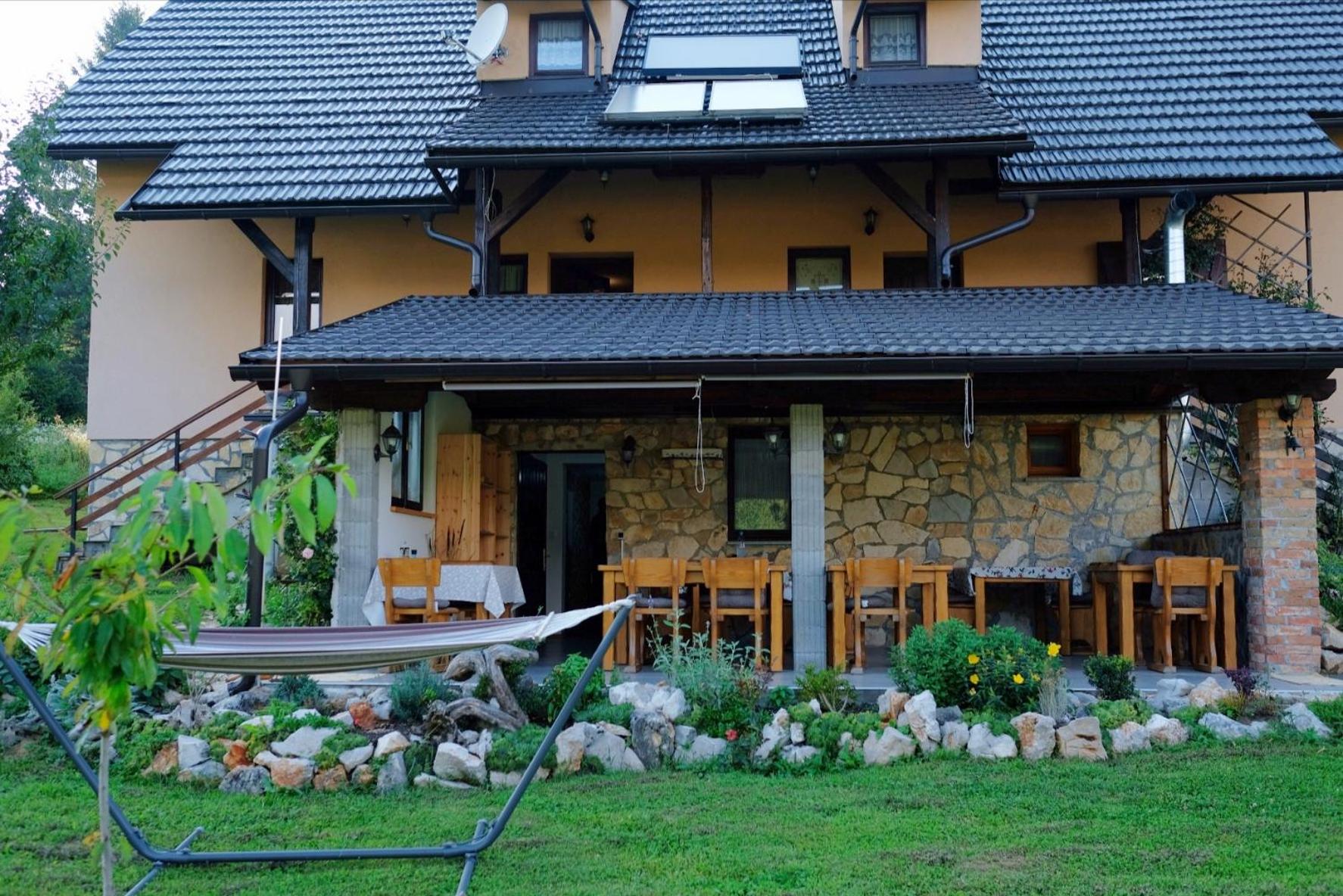 House Izvor view 4