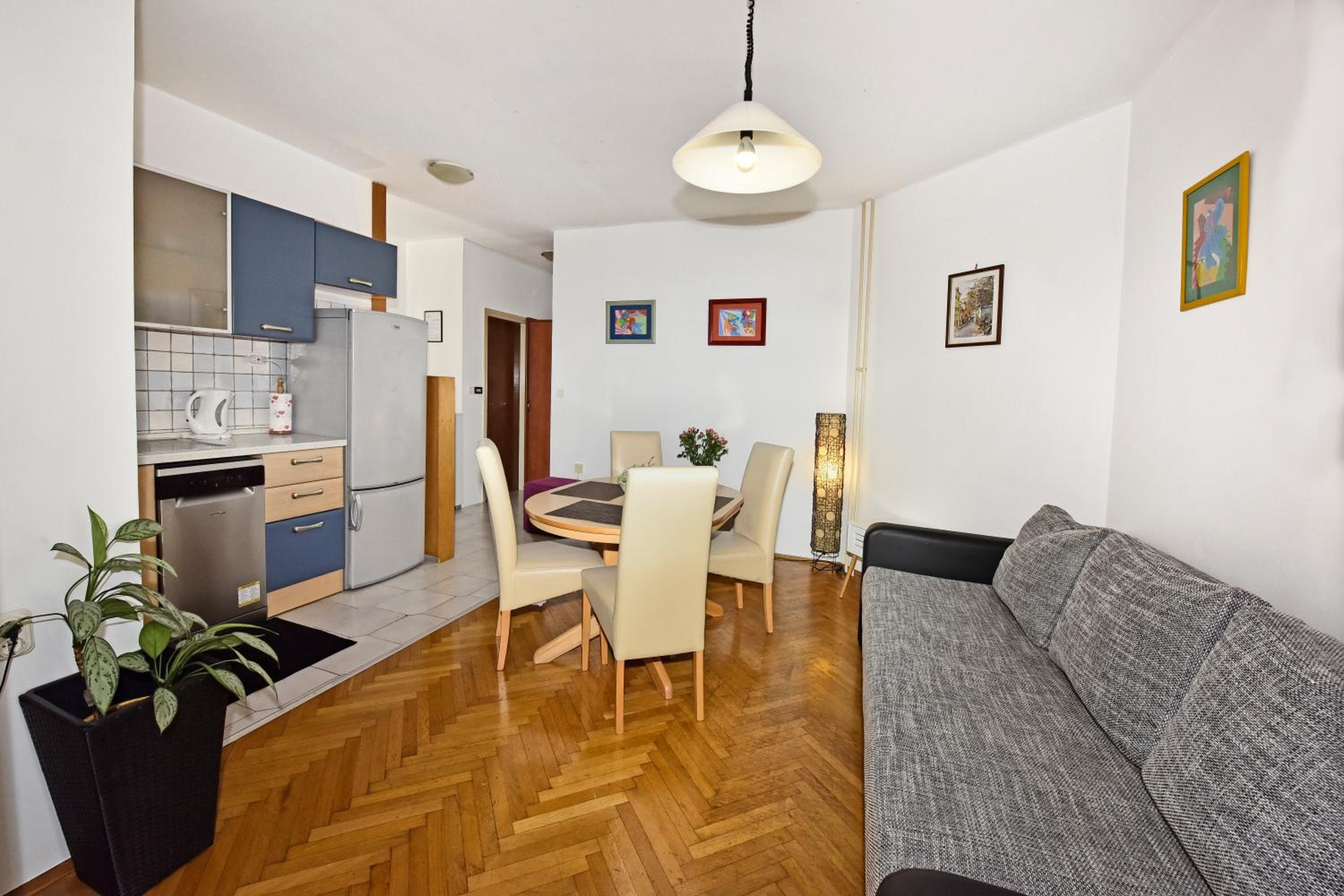 Apartment Nikola - Property Image 11