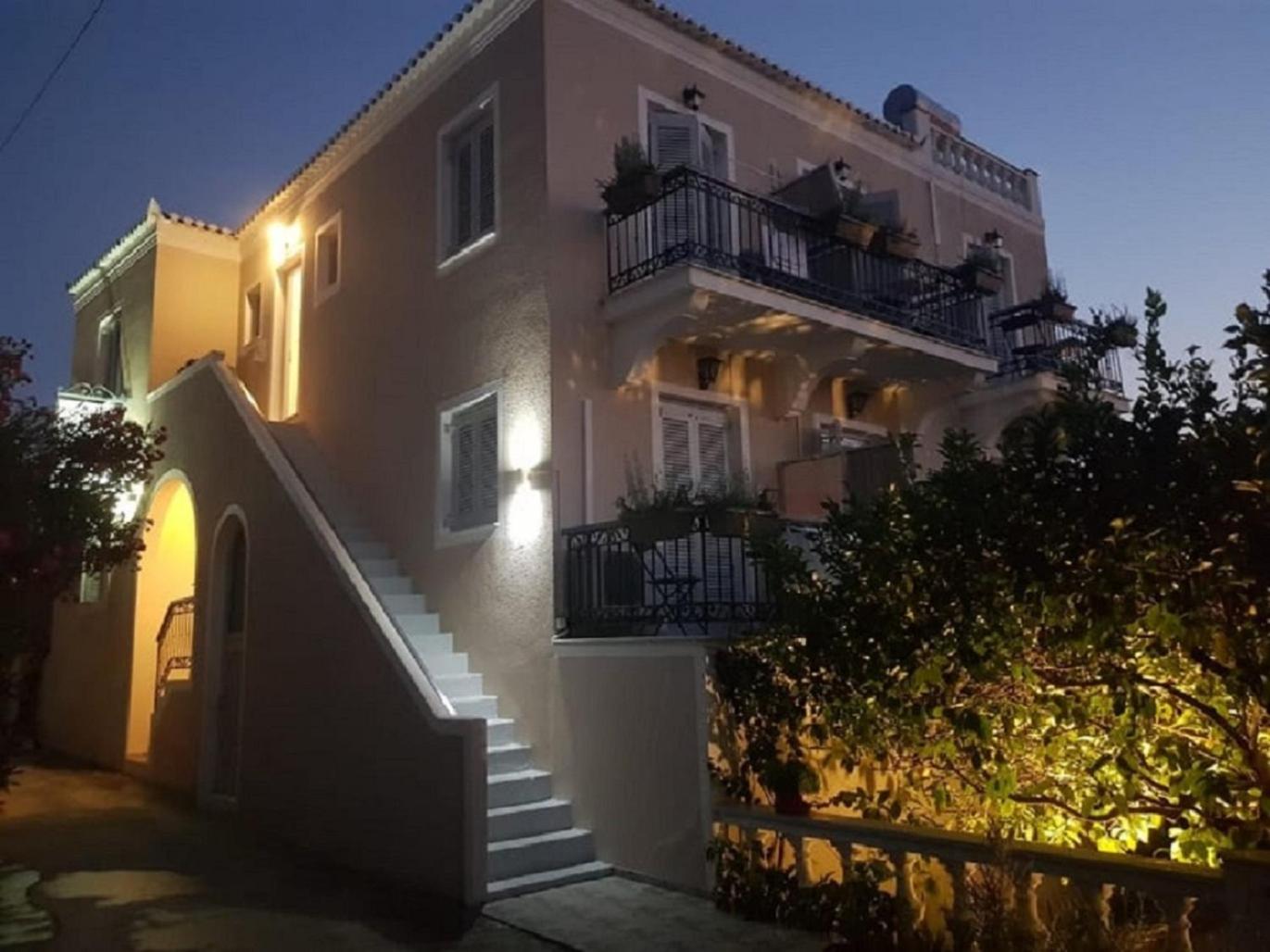Argonaftis Spetses view 2