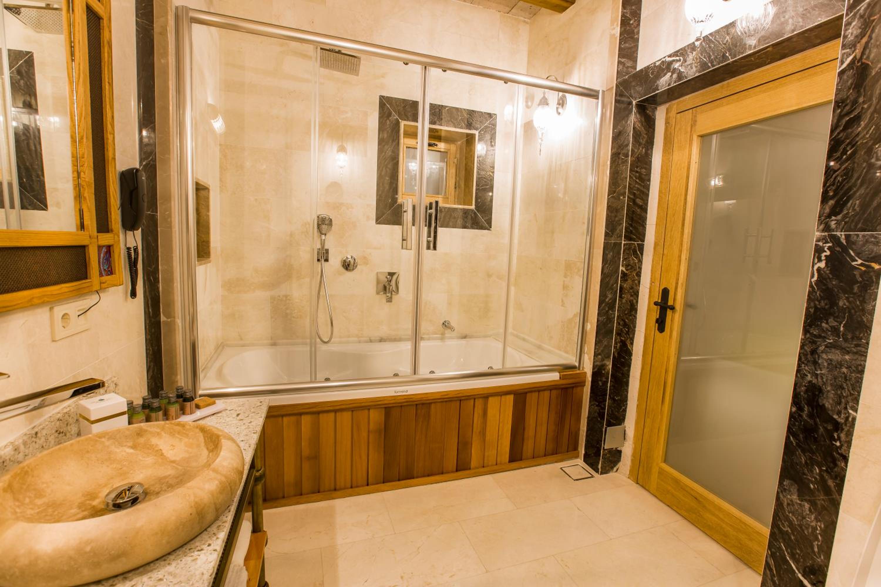 Imperial Cave Suites & Spa - Image 62