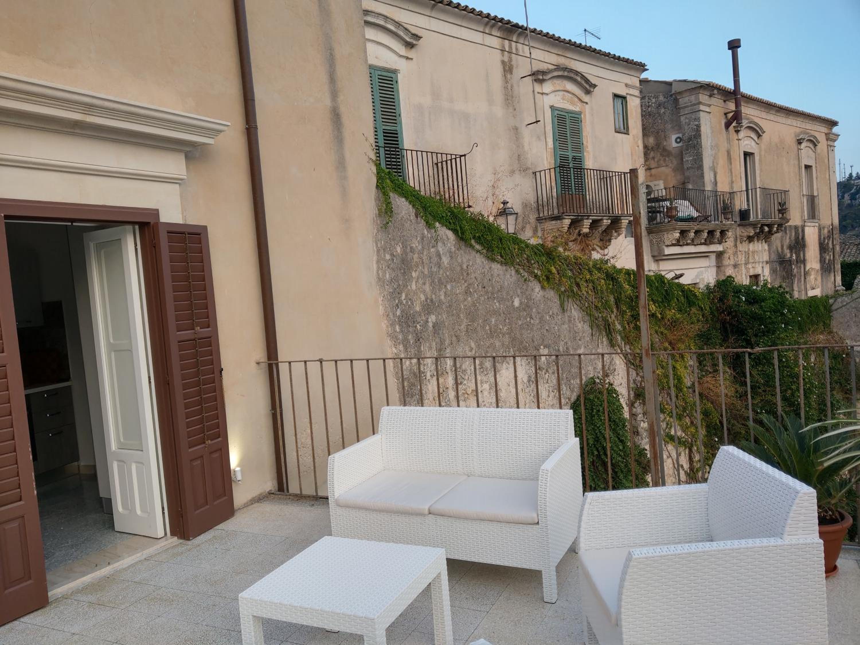 Modica Vacations - Casa Mavi Limite delle due Matrici - Property Image 31