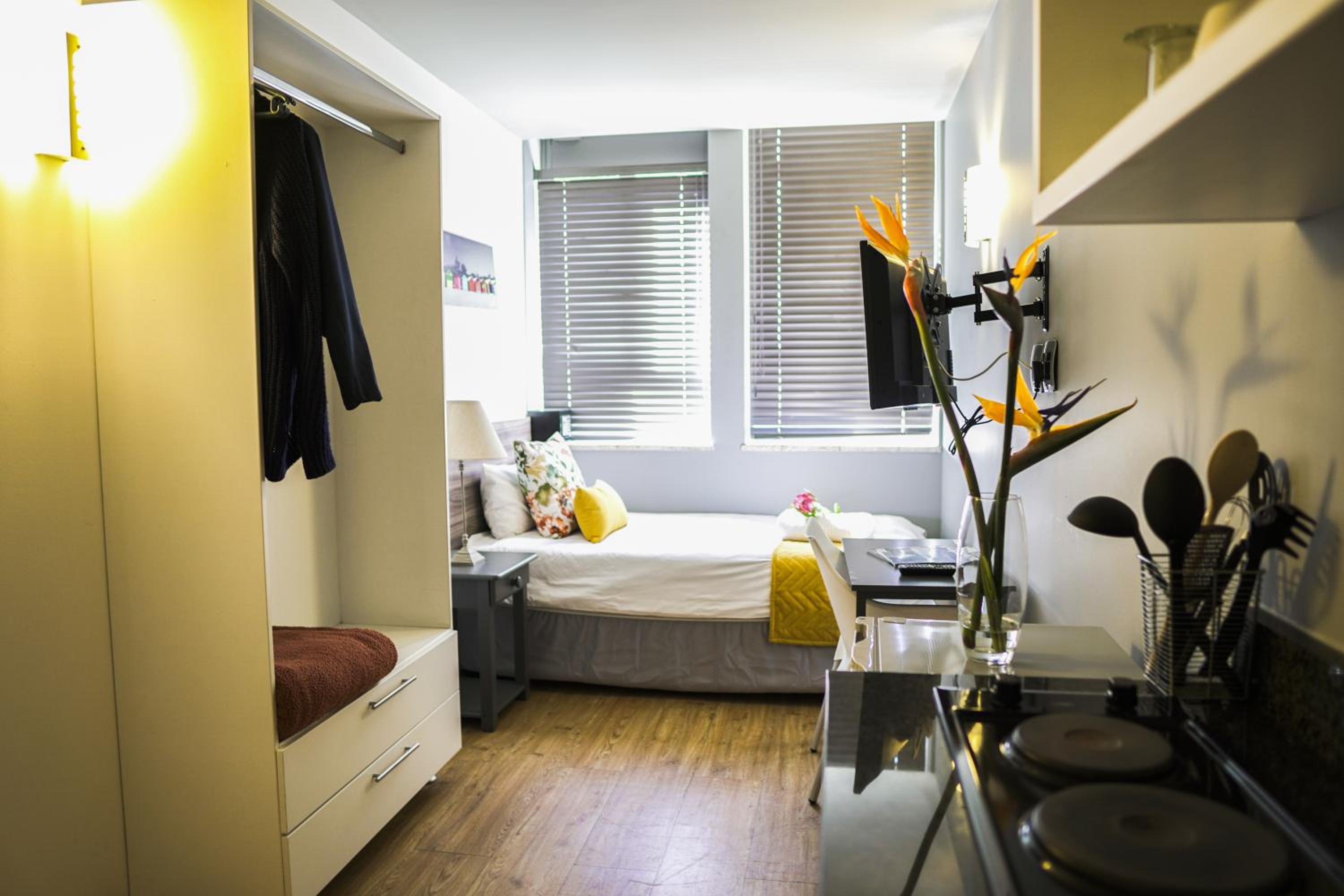 hotel room