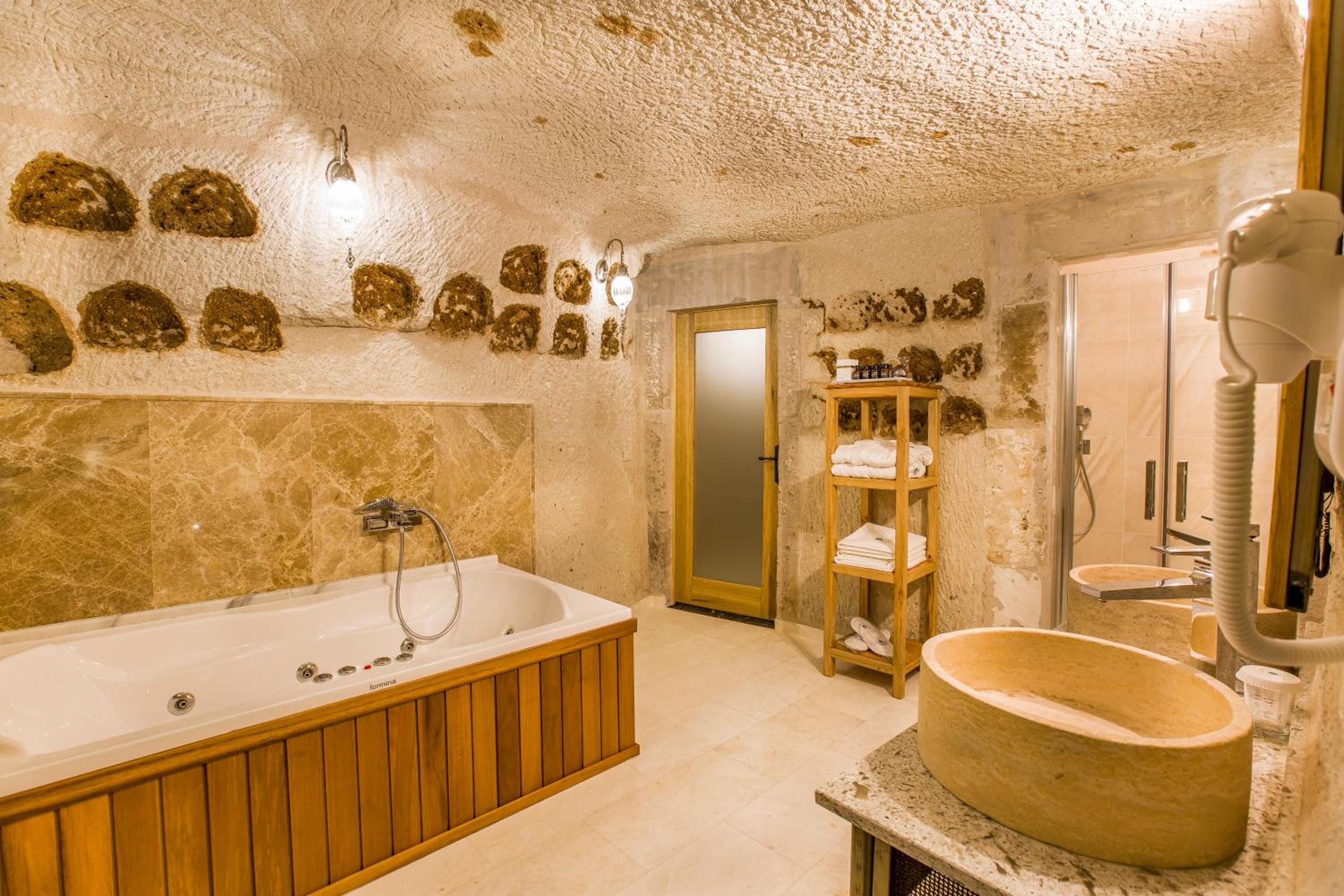 Imperial Cave Suites & Spa - Image 40