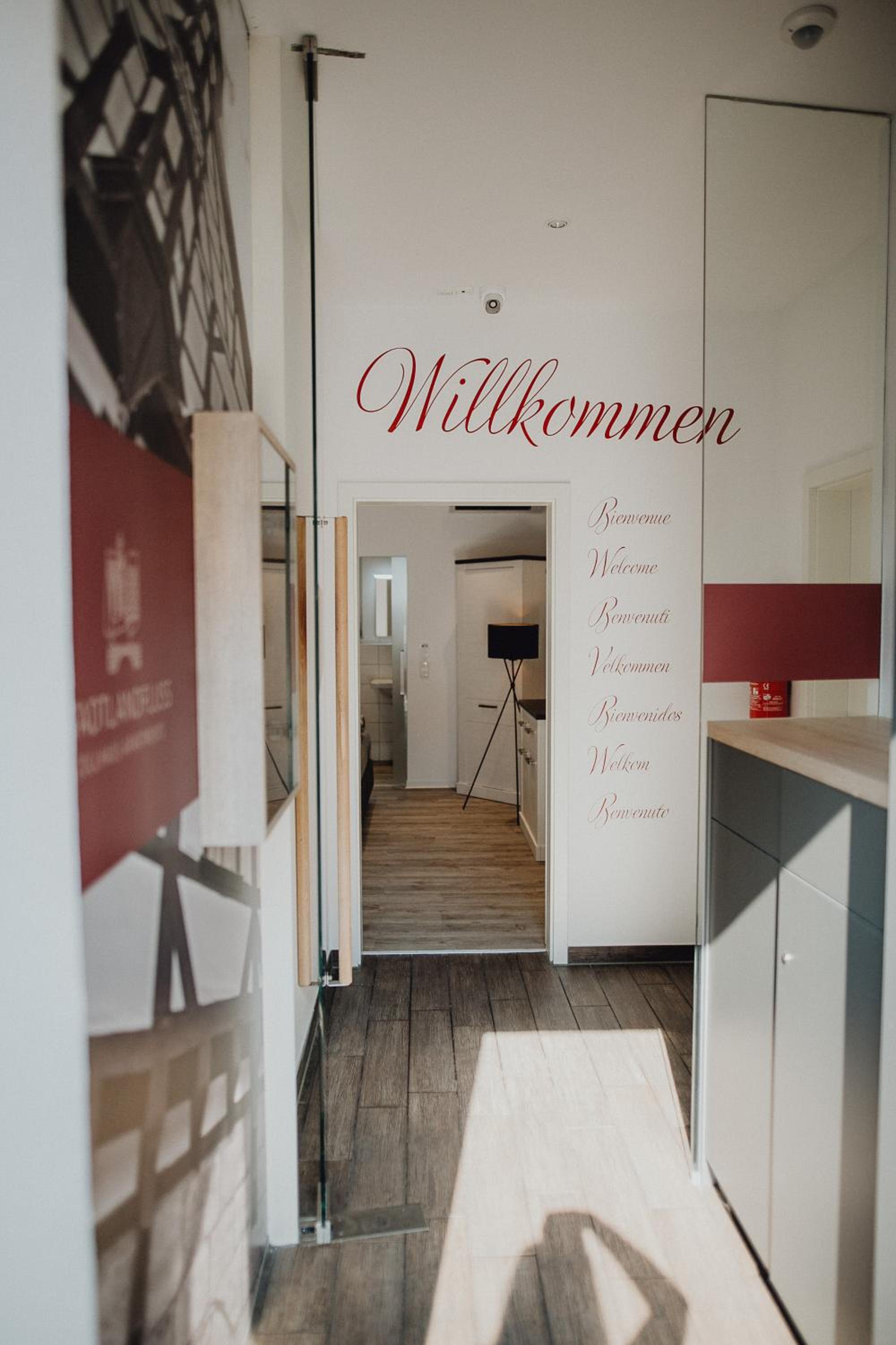Stadt Land Fluss Boutique Aparthotel by Zollhaus