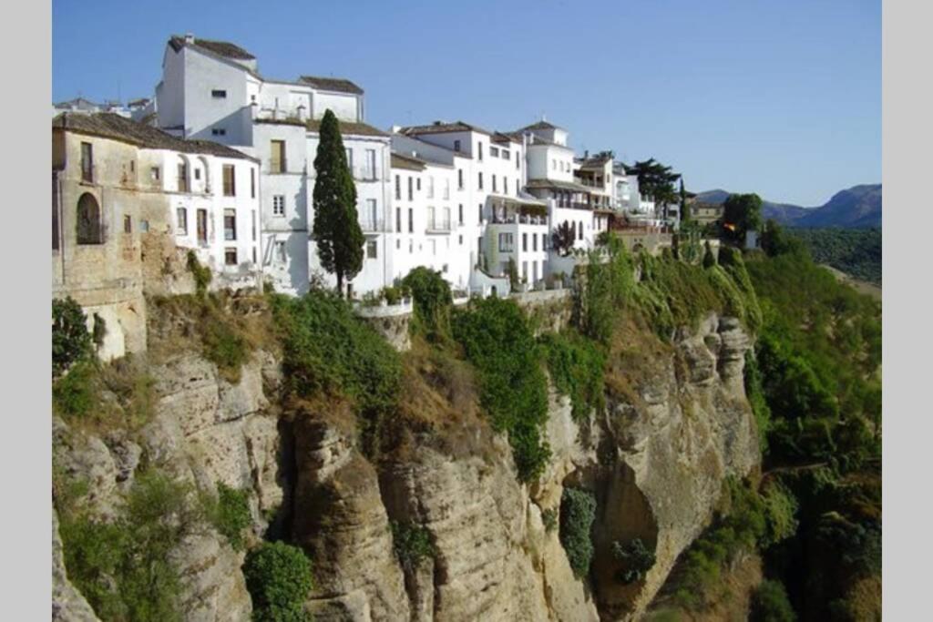 Excelente apartamento en Ronda view 2