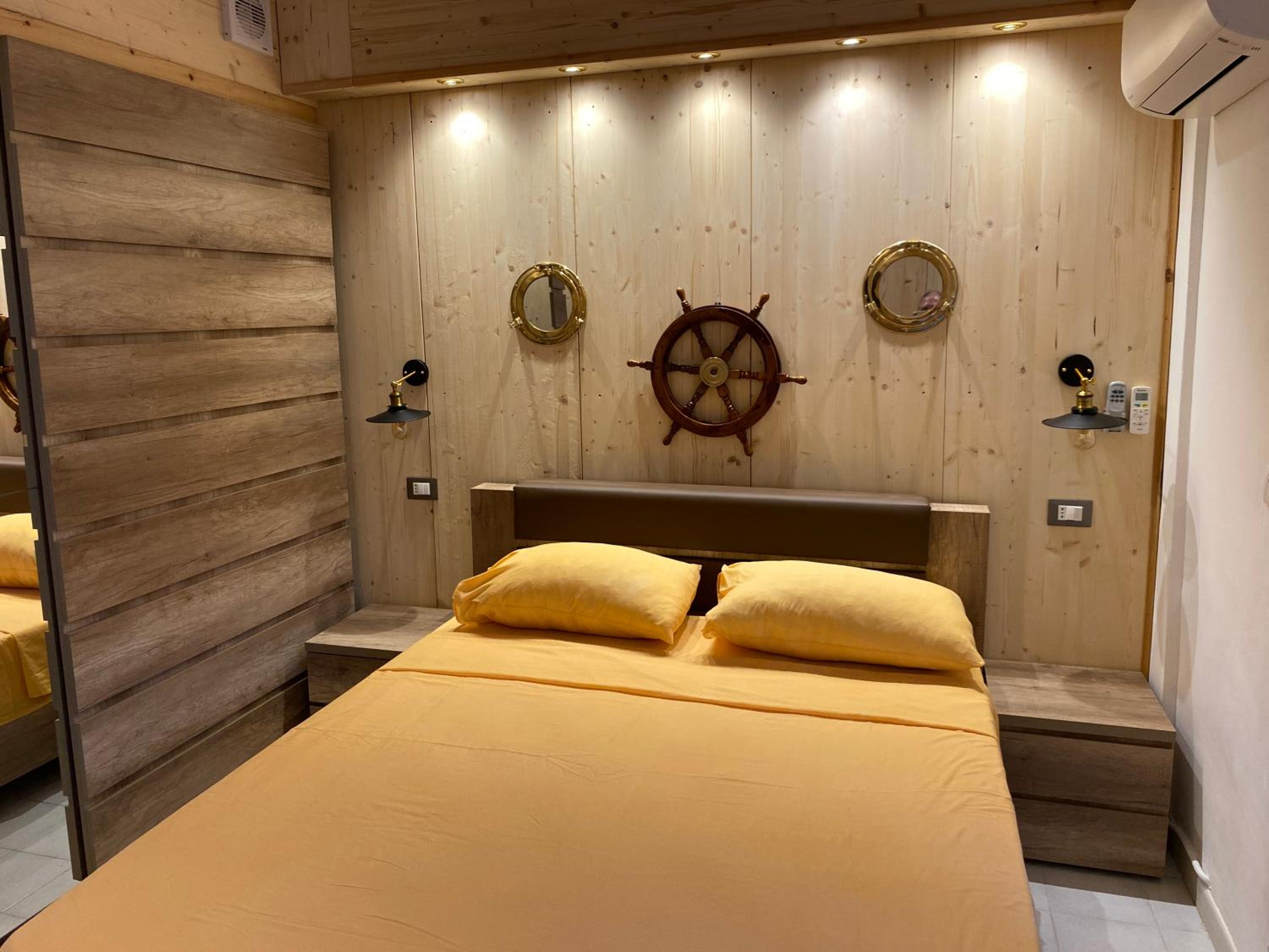 Sailing Yacht photo 4