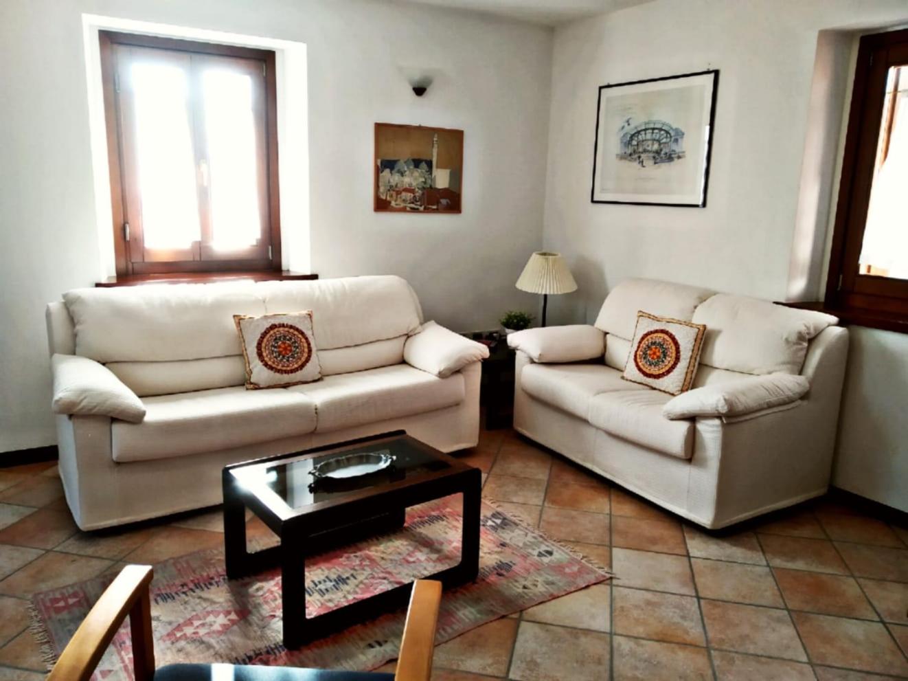 LA DOLCE VITA view 5
