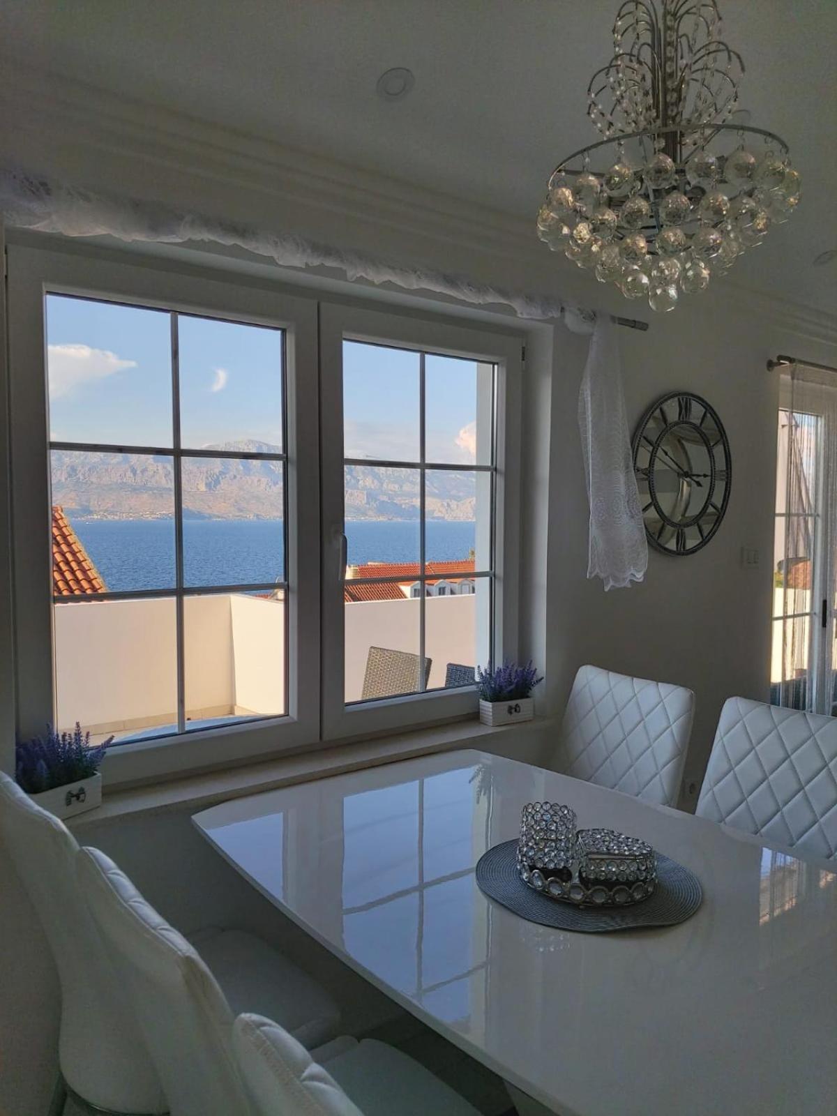 Apartments Brač