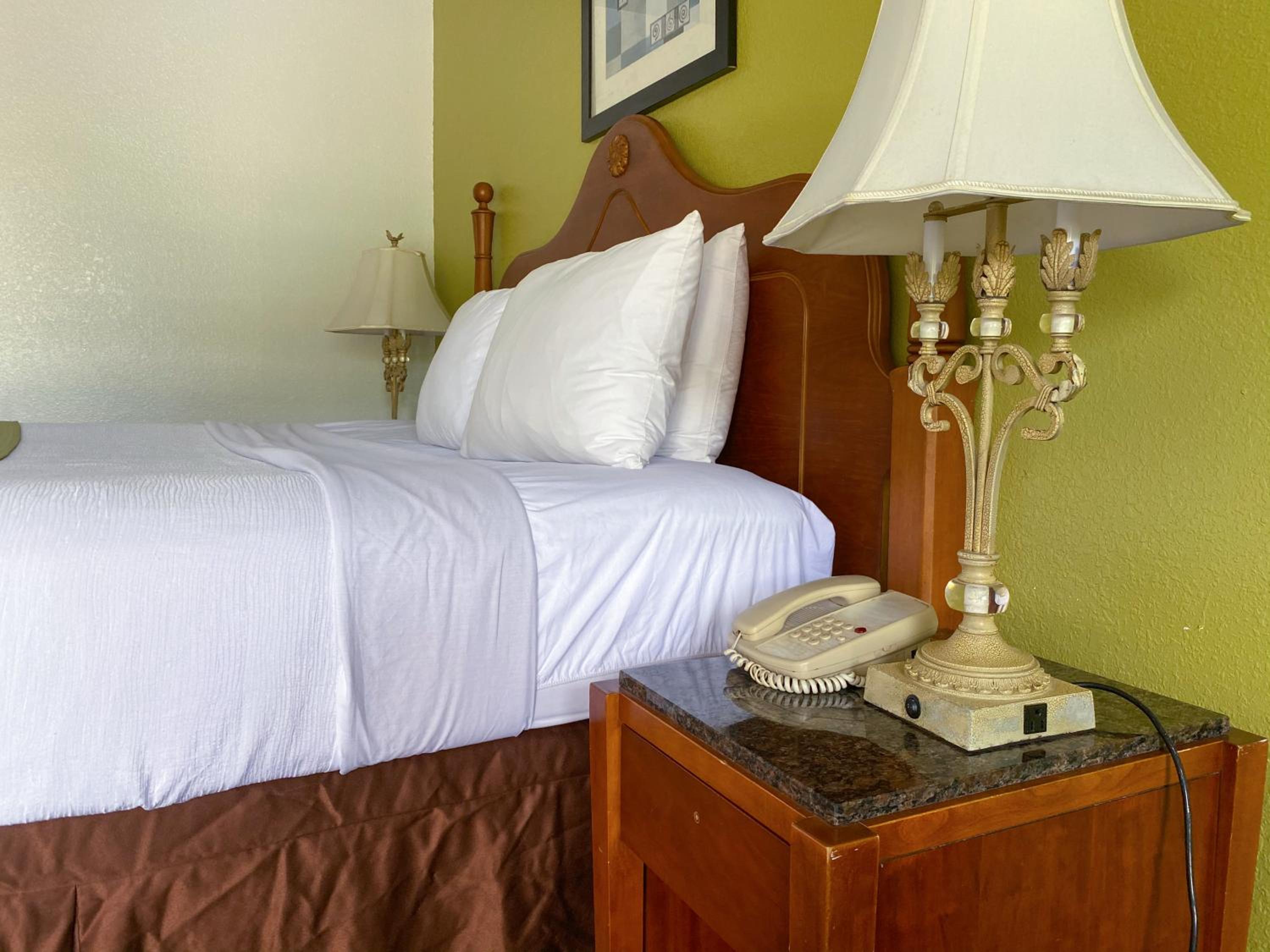 Royal Inn Richmond Hill- Savannah I-95