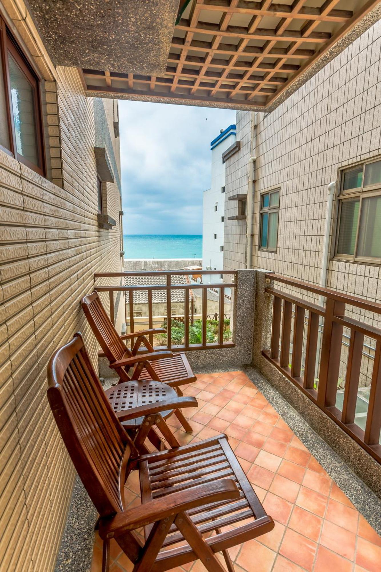 Beachcastle & Sea View Villa