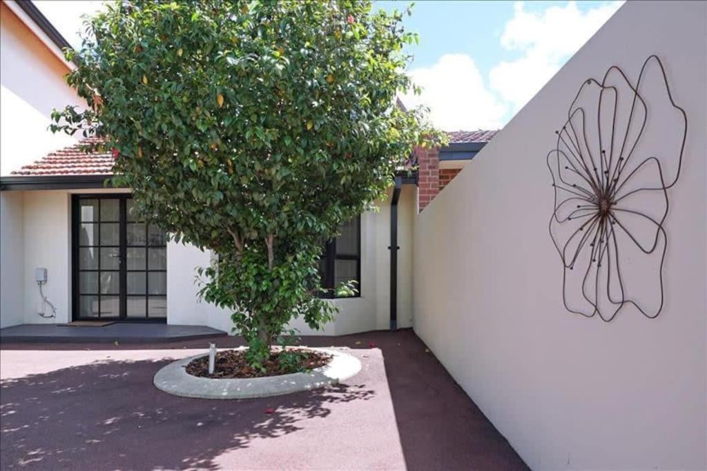 Swan River Applecross Heathcote Park 1BR Villa view 3