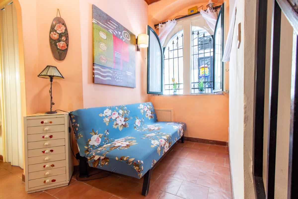 Casa Rosa Ortigia view 3