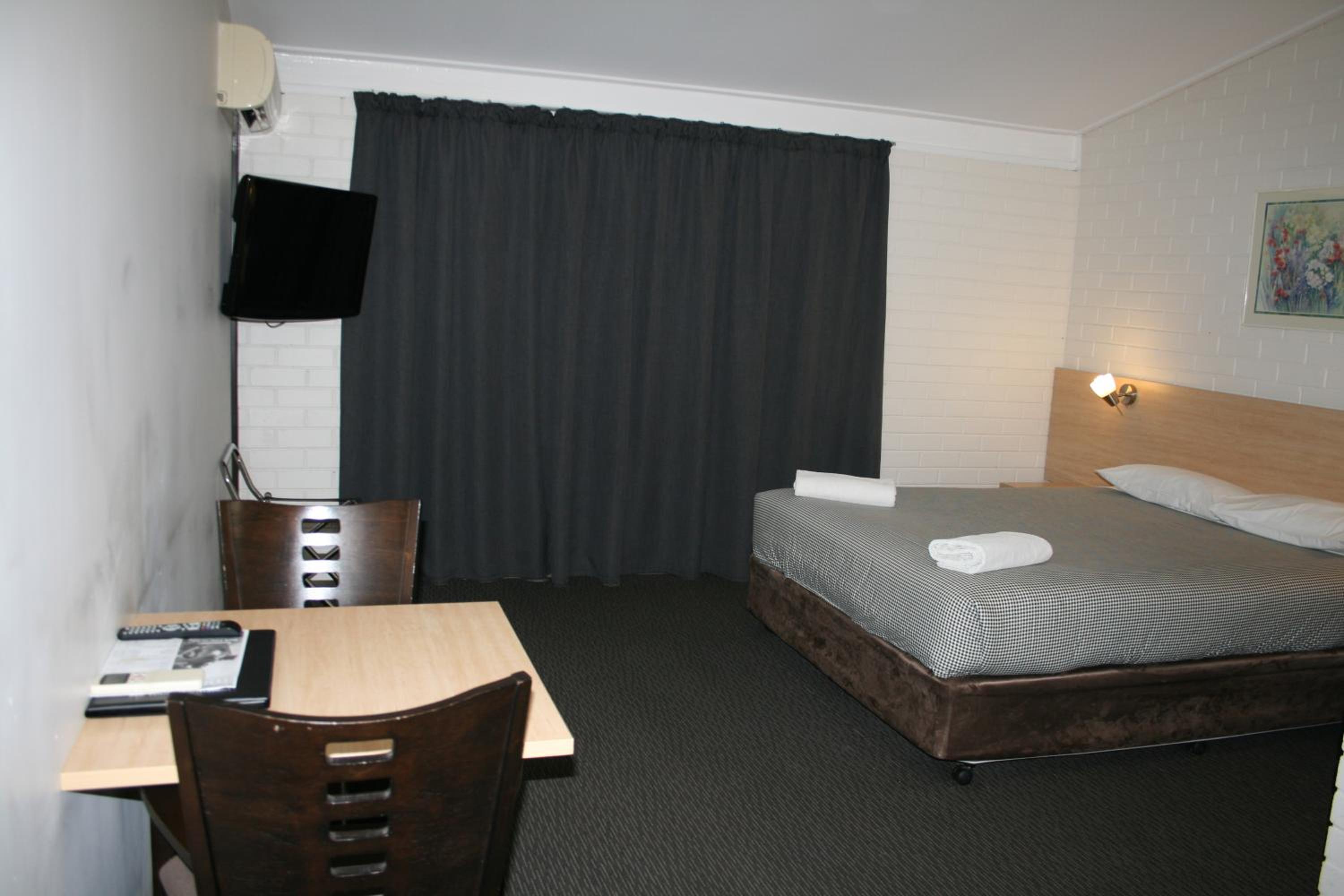 Photo 16