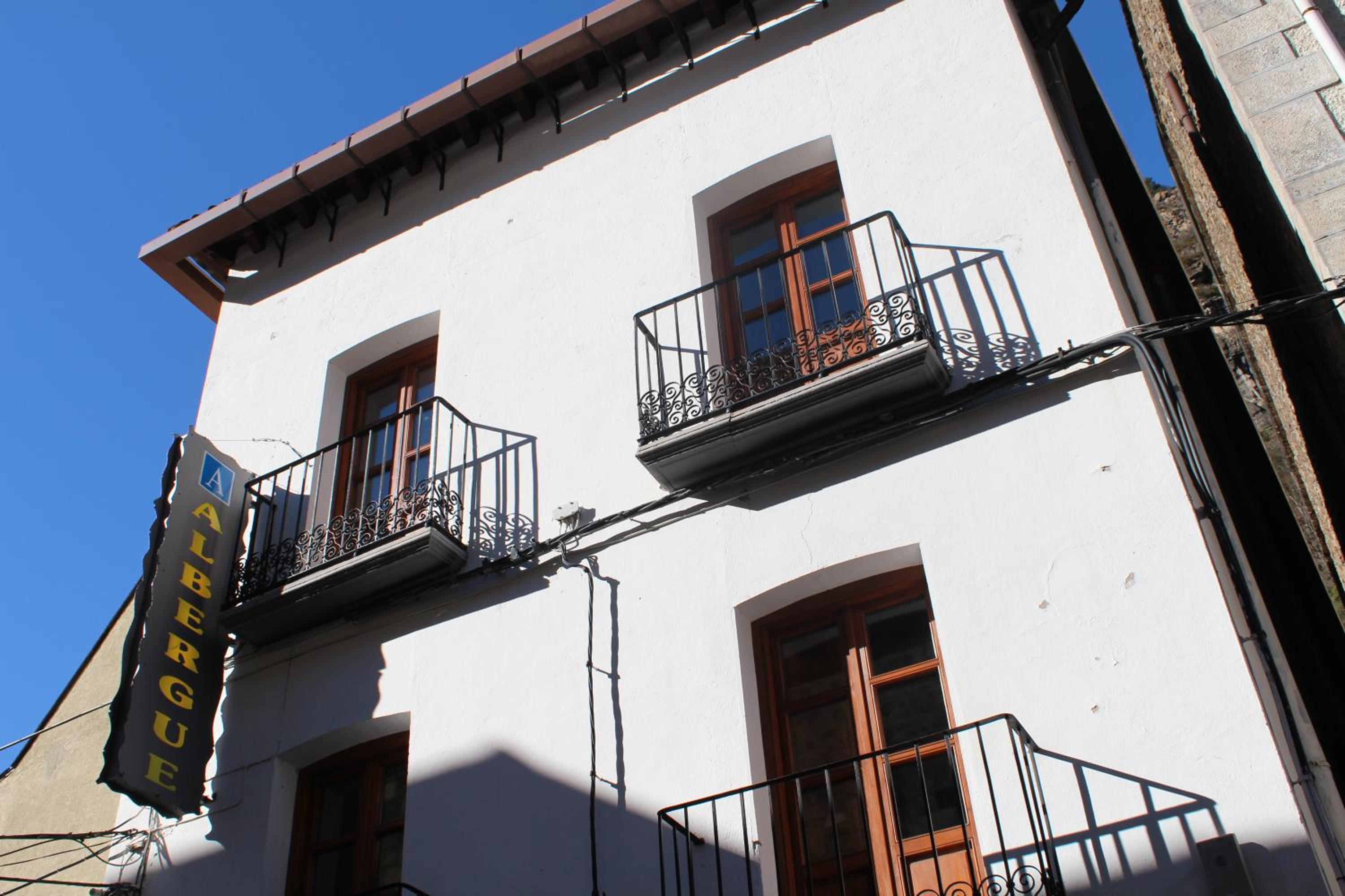 Albergue-Refugio Sargantana view 4