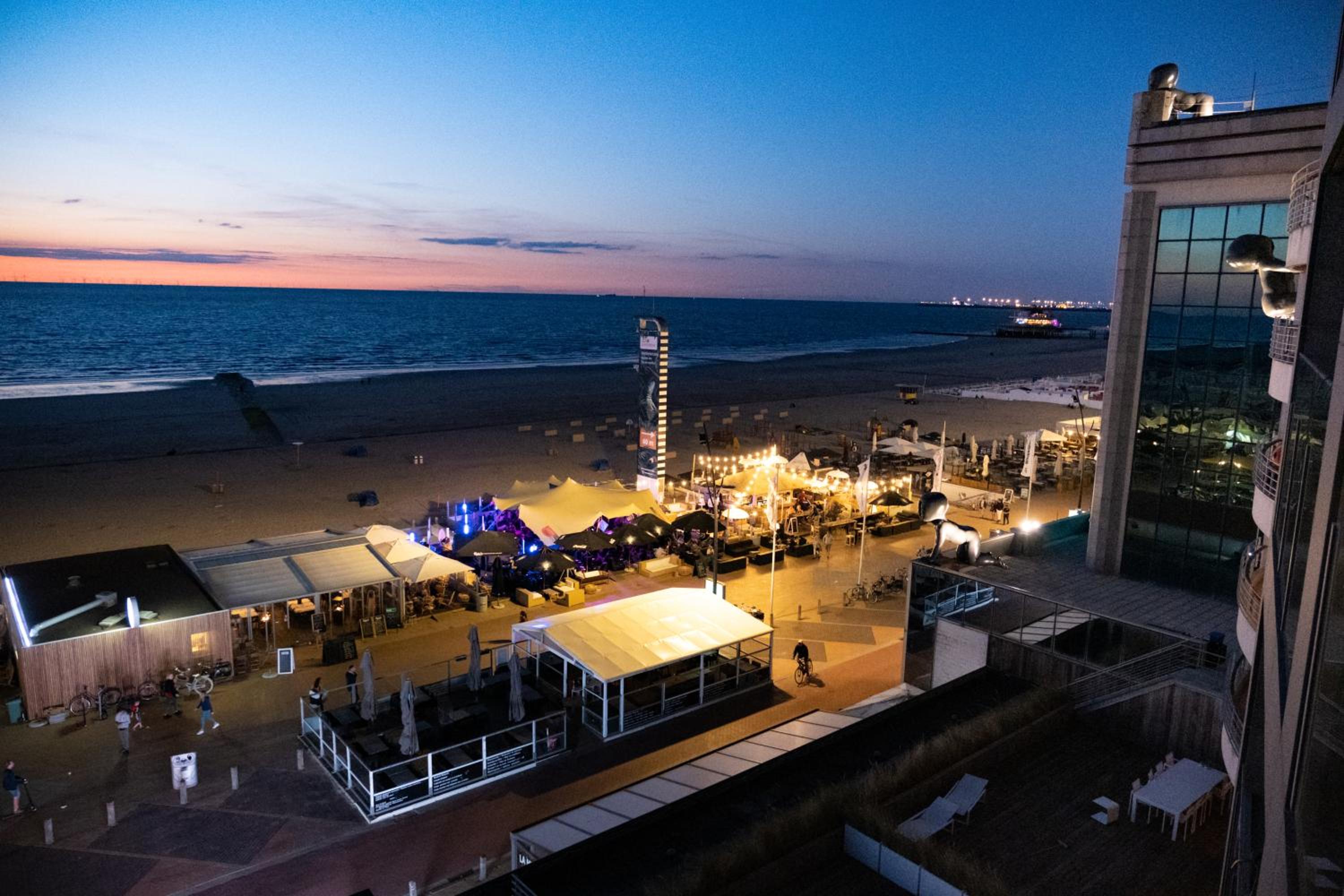 Moderne studio met zeezicht naast Casino Blankenberge view 4