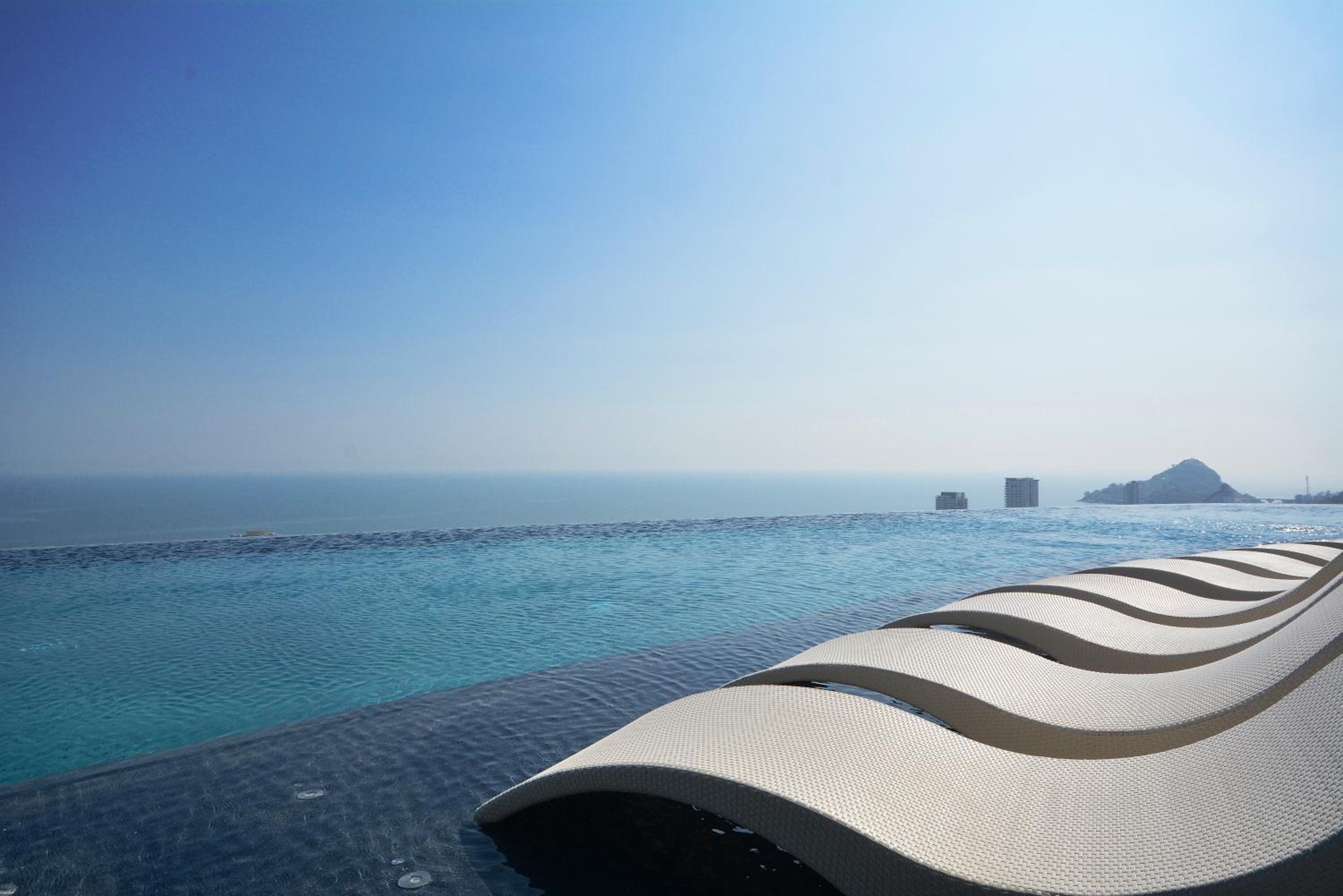 Holiday Inn Resort Vana Nava Hua Hin, an IHG Hotel